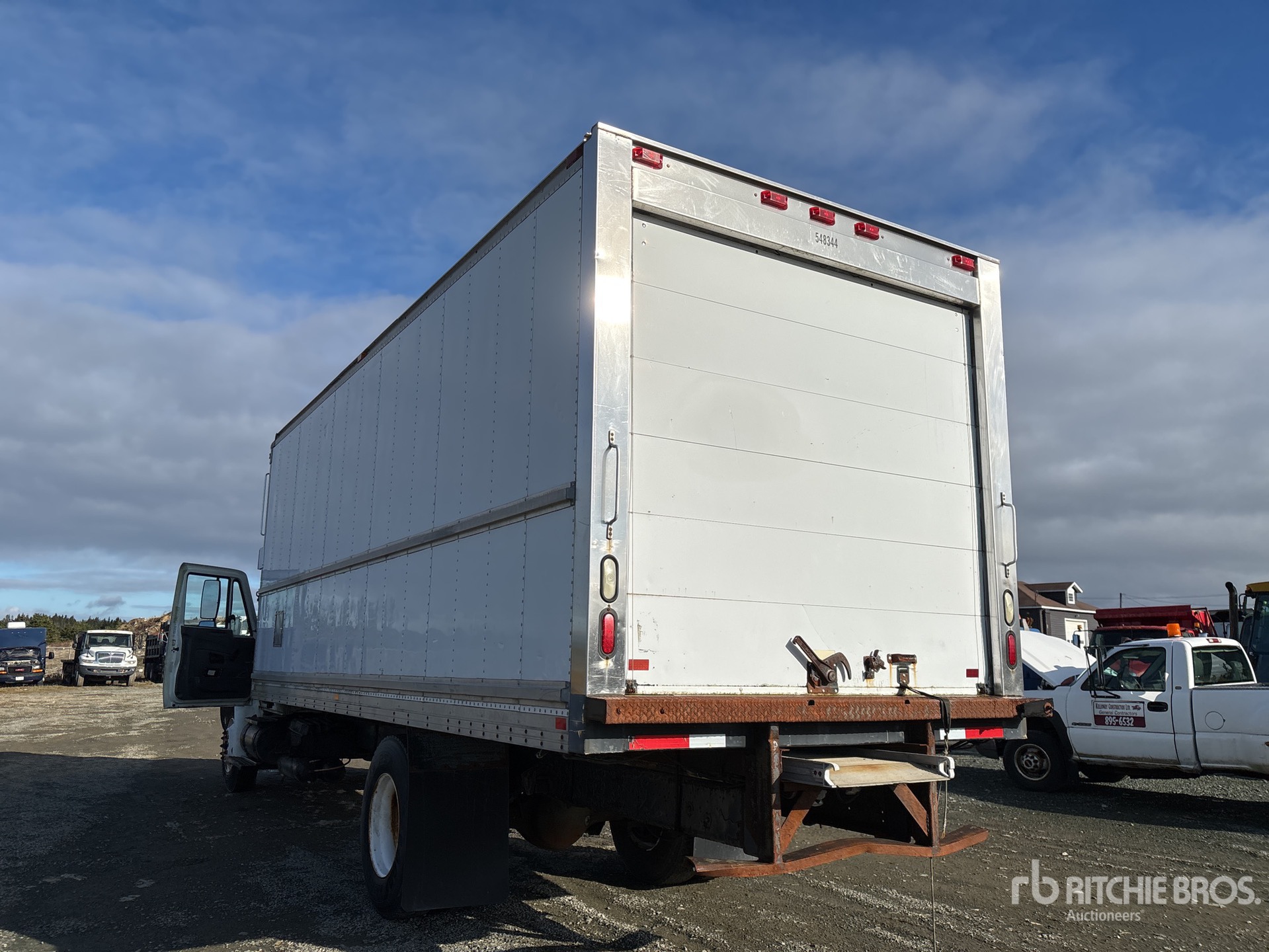 General Appearance with Imagen: esquina trasera izquierda