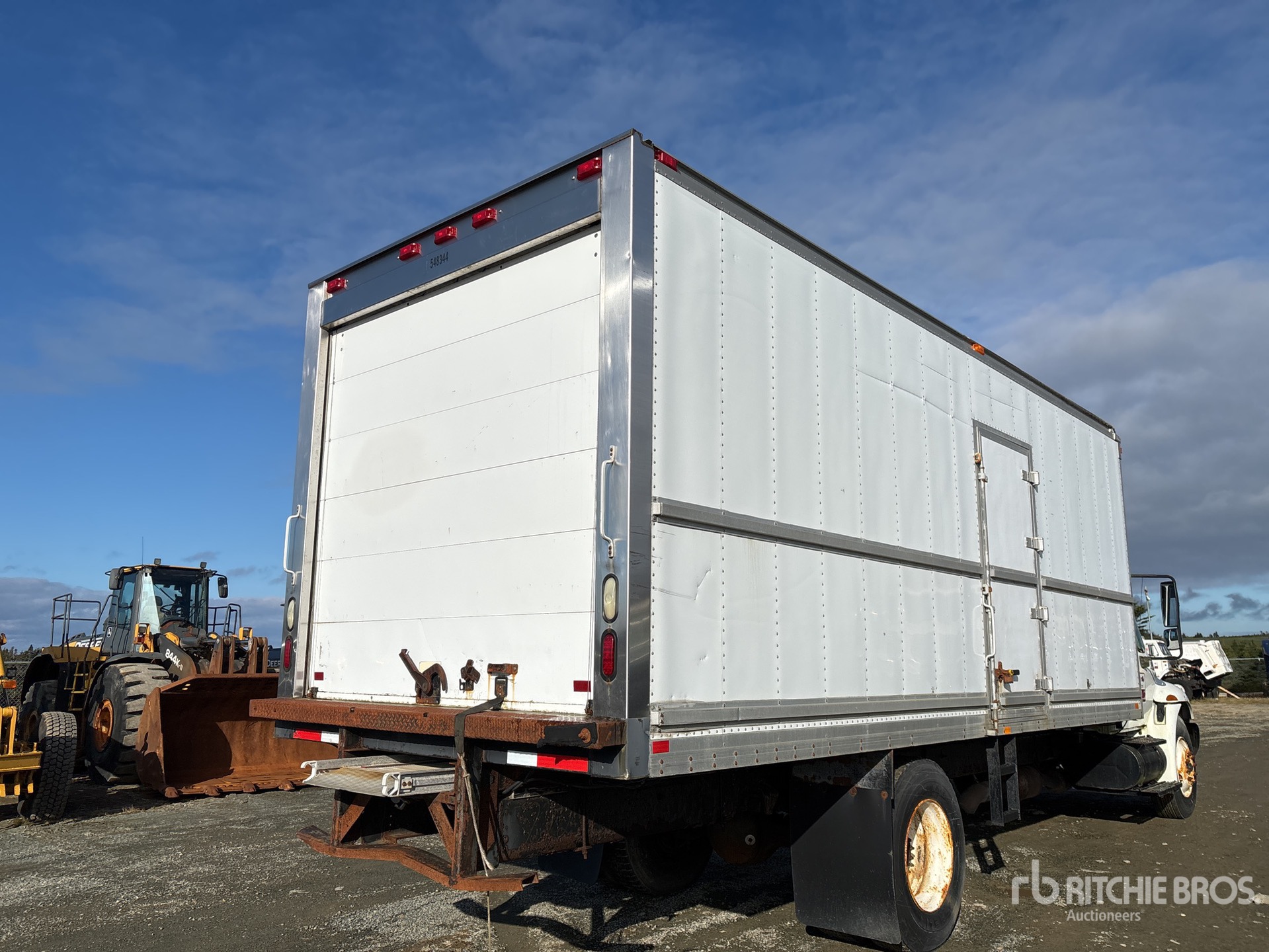 General Appearance with Imagen: esquina trasera derecha