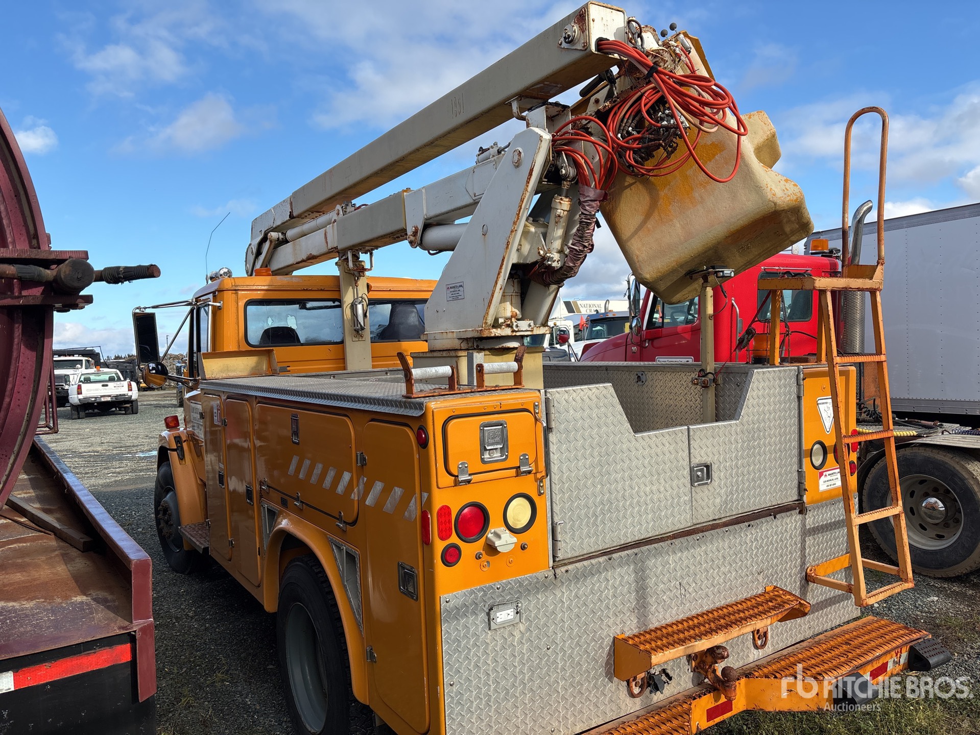 General Appearance with Imagen: esquina trasera izquierda