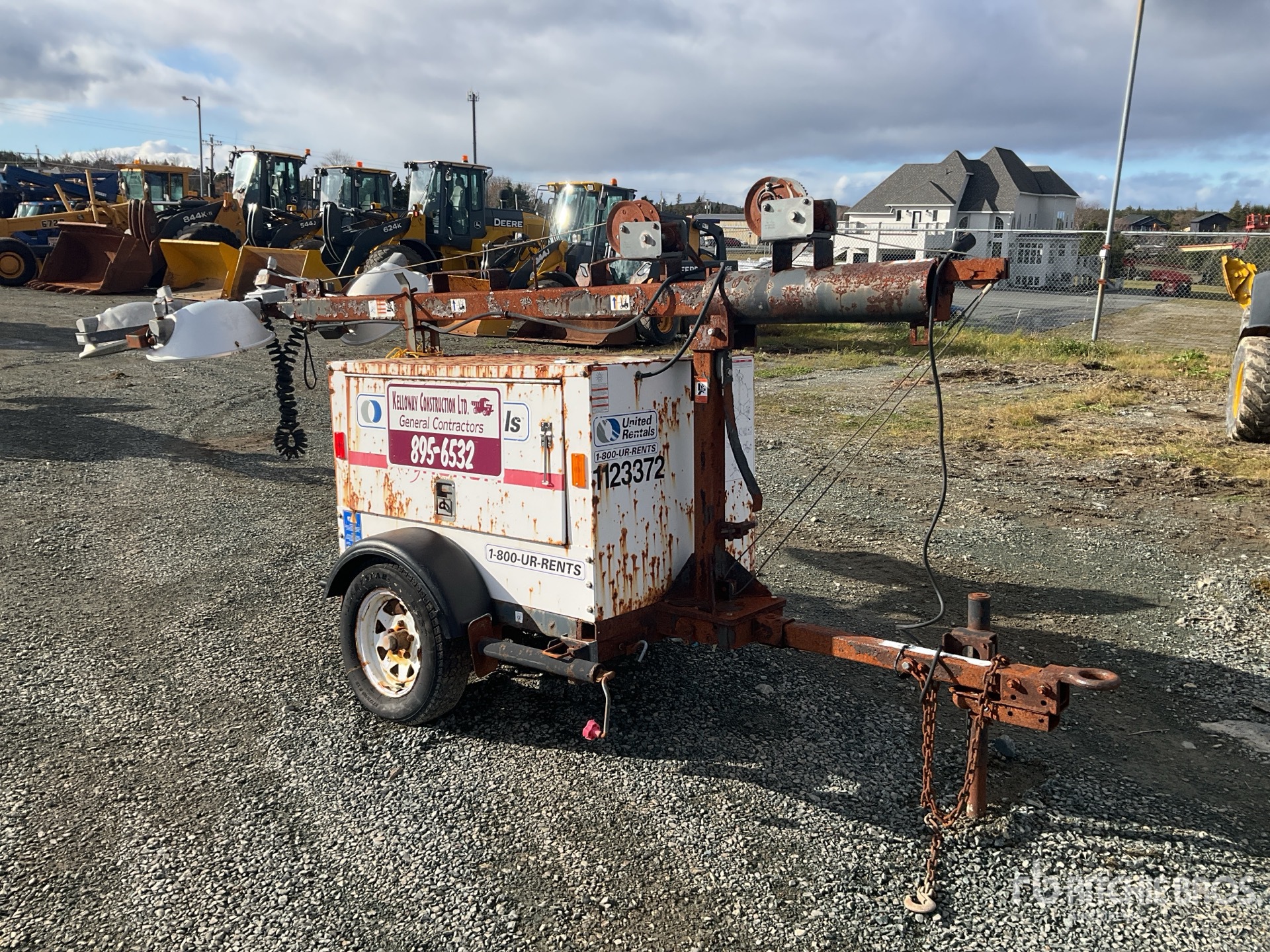 General Appearance with Picture, Right Front Corner