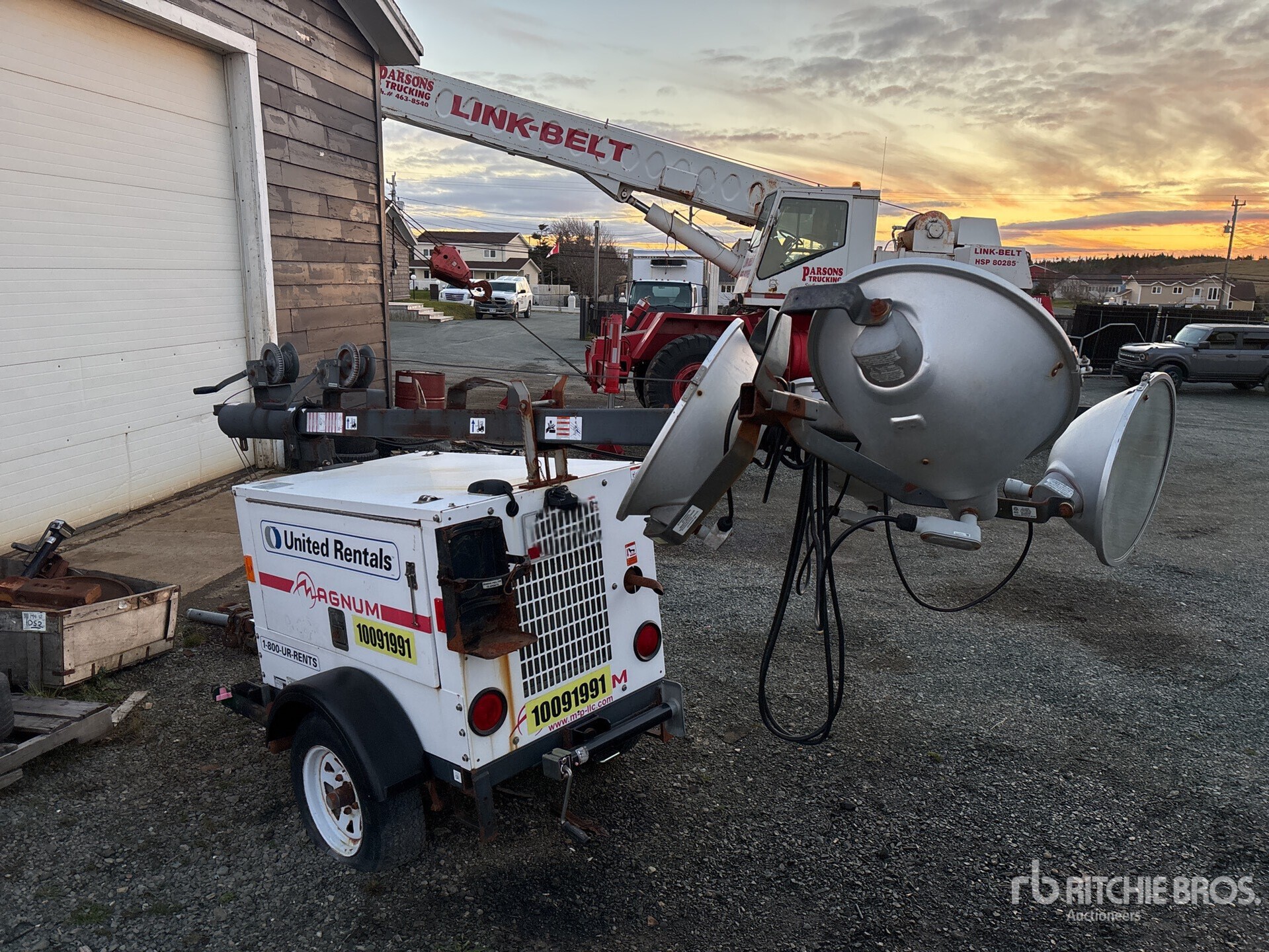 General Appearance with Picture, Left Rear Corner