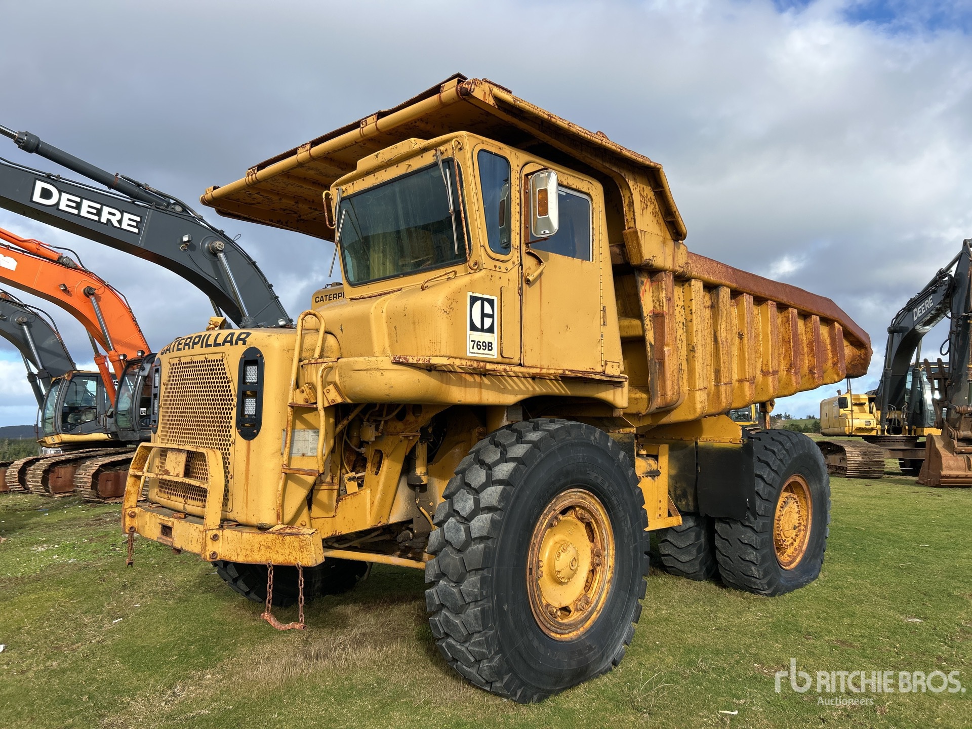 General Appearance with Featured Photo