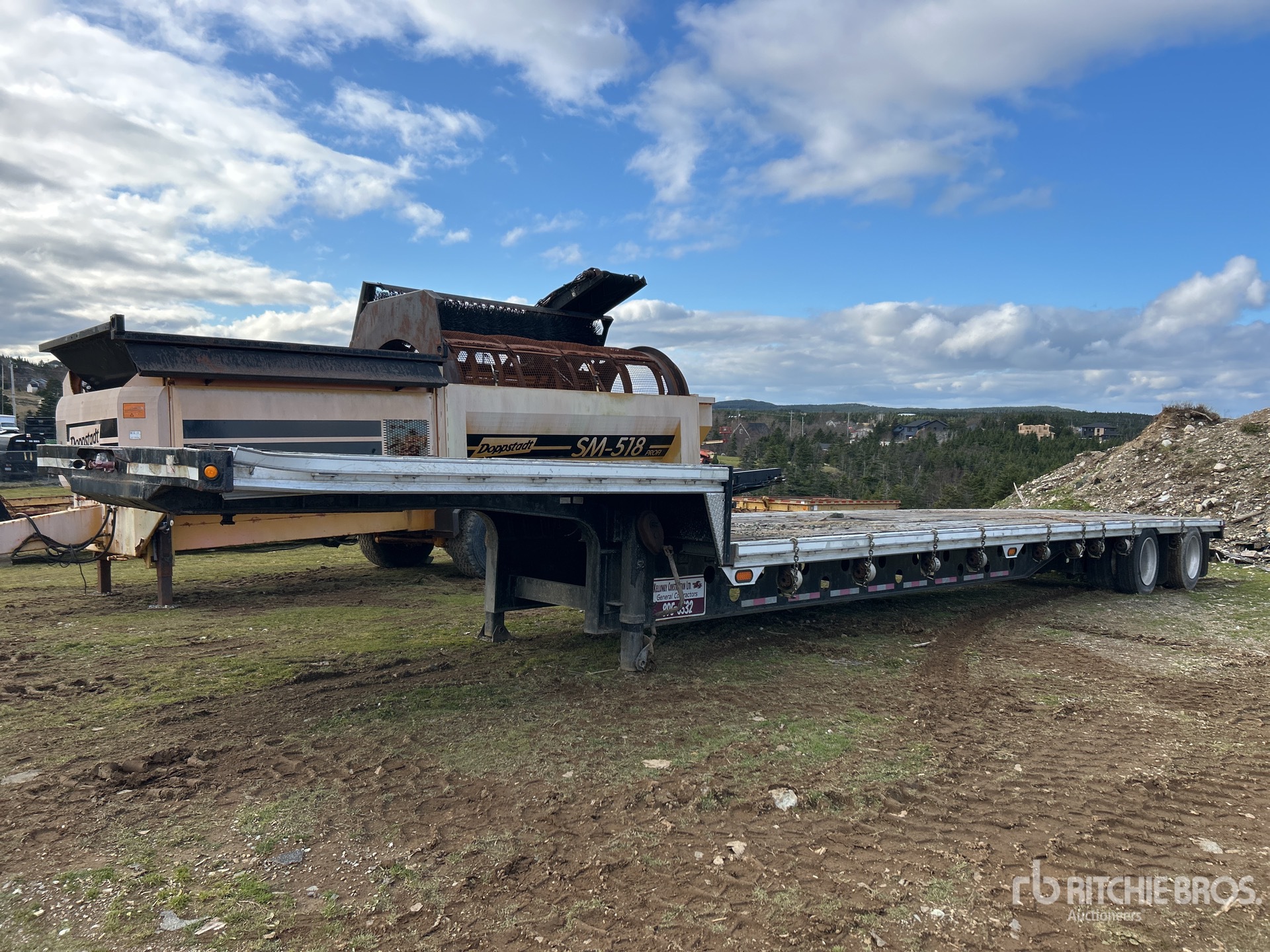 General Appearance with Featured Photo