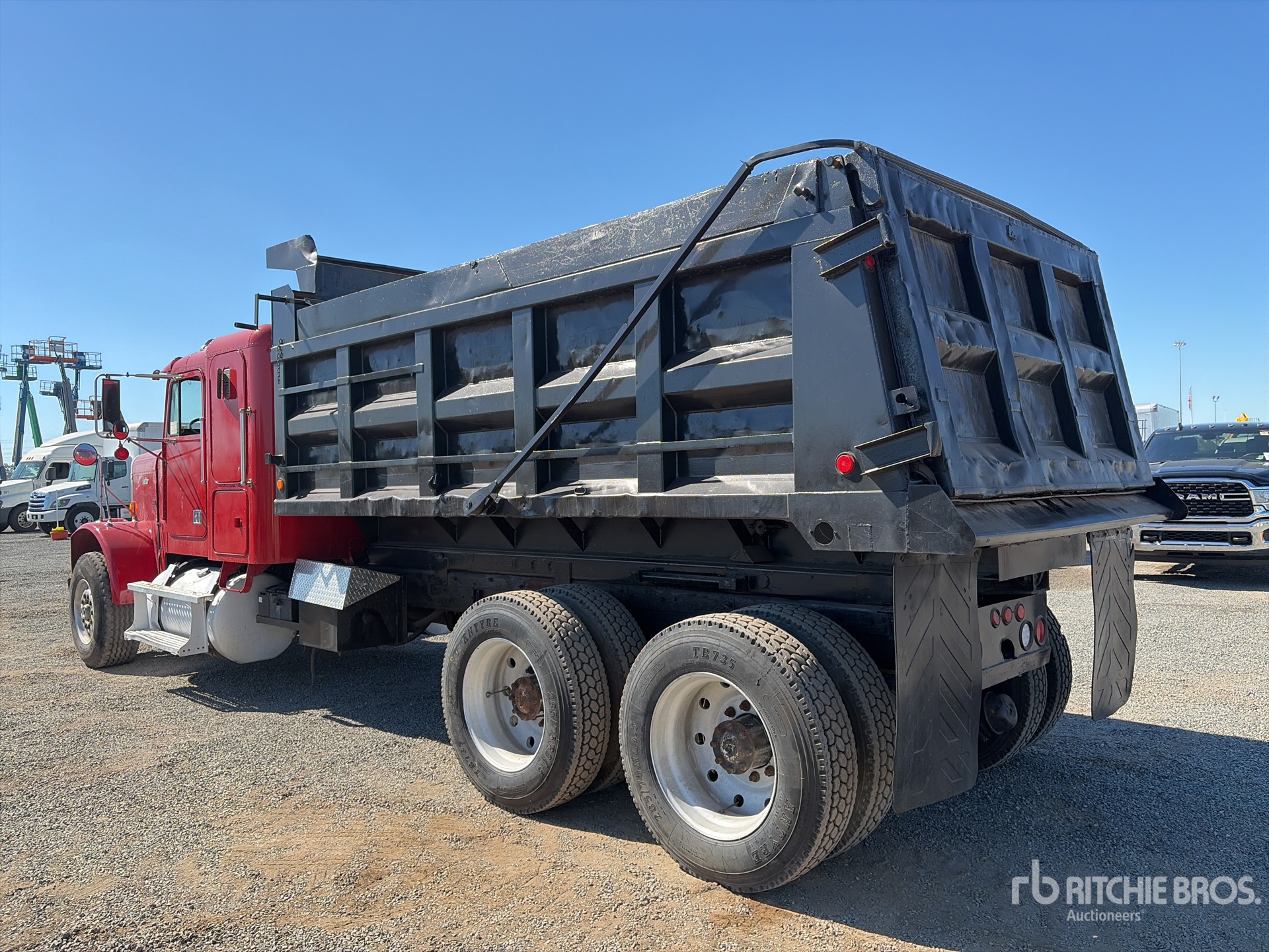 General Appearance with Imagen: esquina trasera izquierda