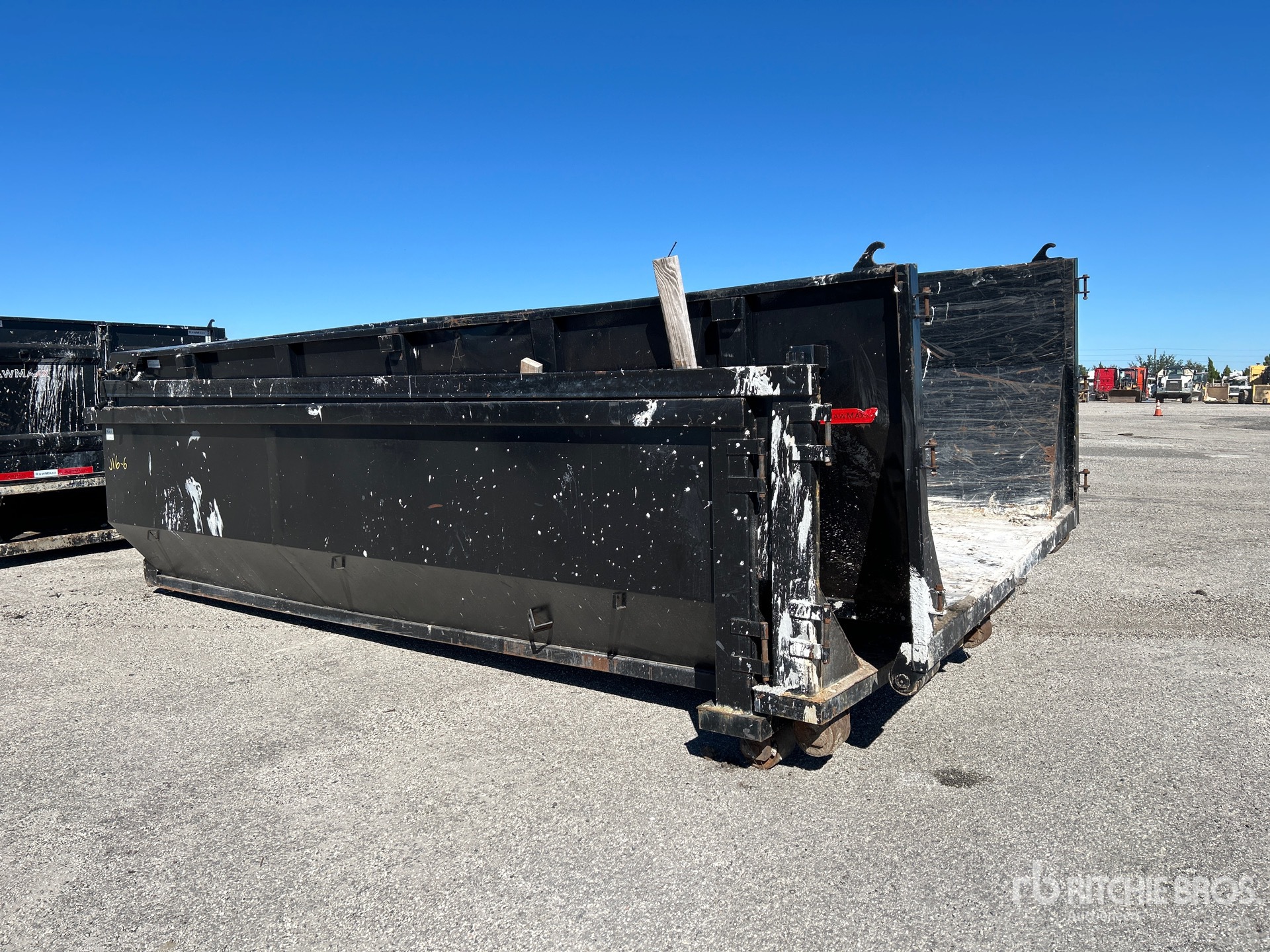 Aspect général with Image, coin arrière gauche