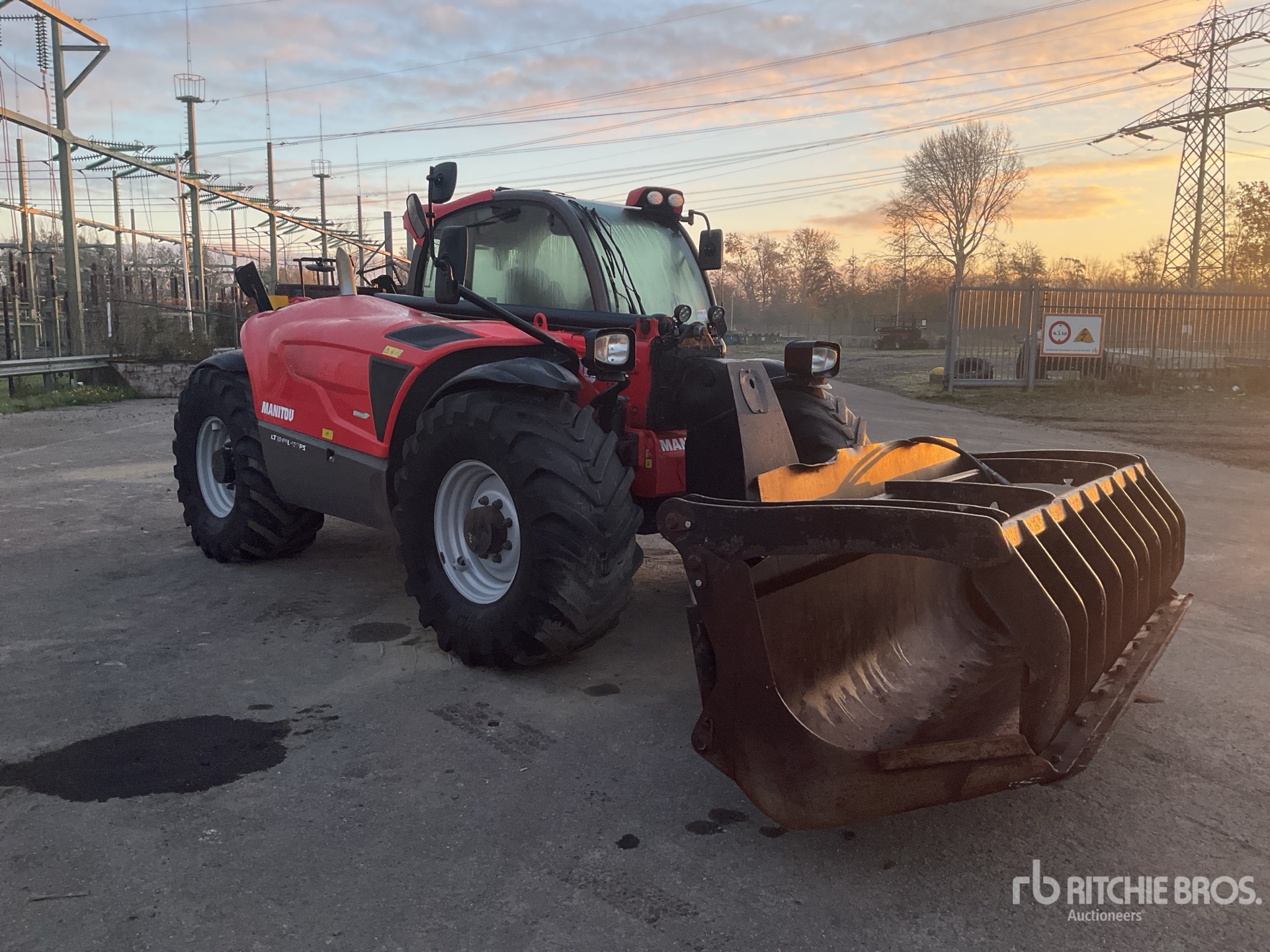 General Appearance with Image, coin avant droit