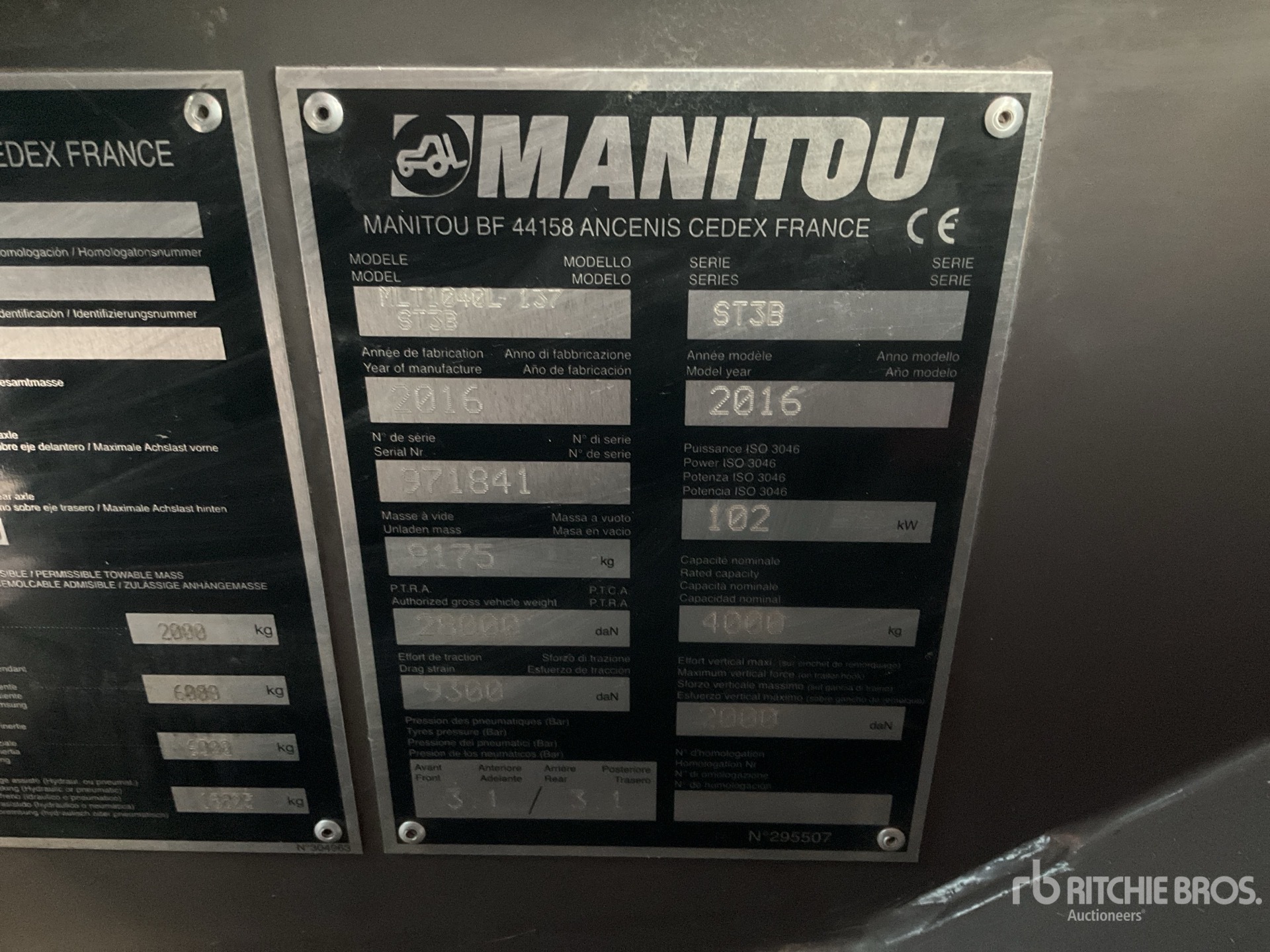 General Appearance with Numéro de série/Numéro d'identification du véhicule automobile