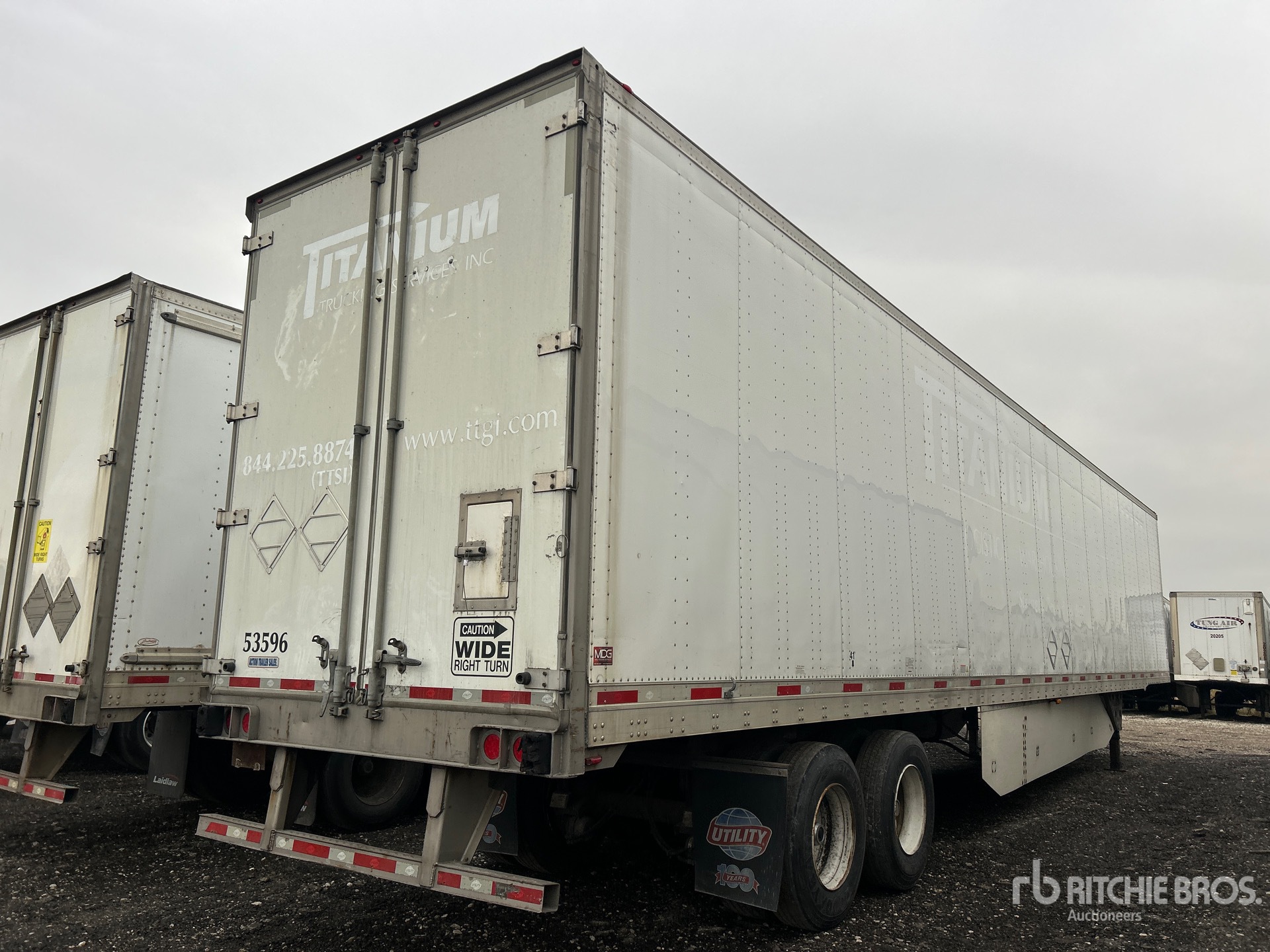 General Appearance with Picture, Right Rear Corner