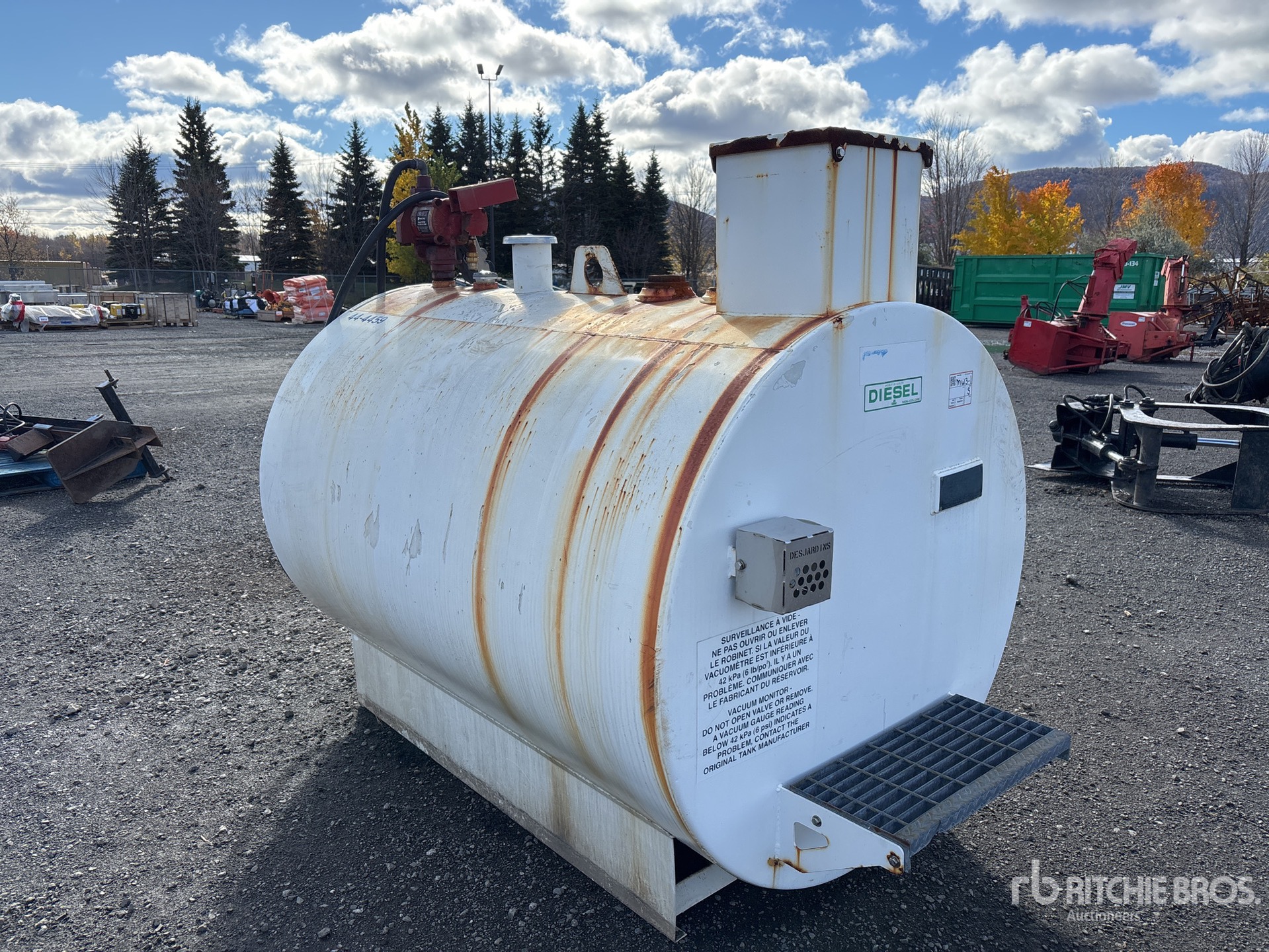 General Appearance with Picture, Right Front Corner