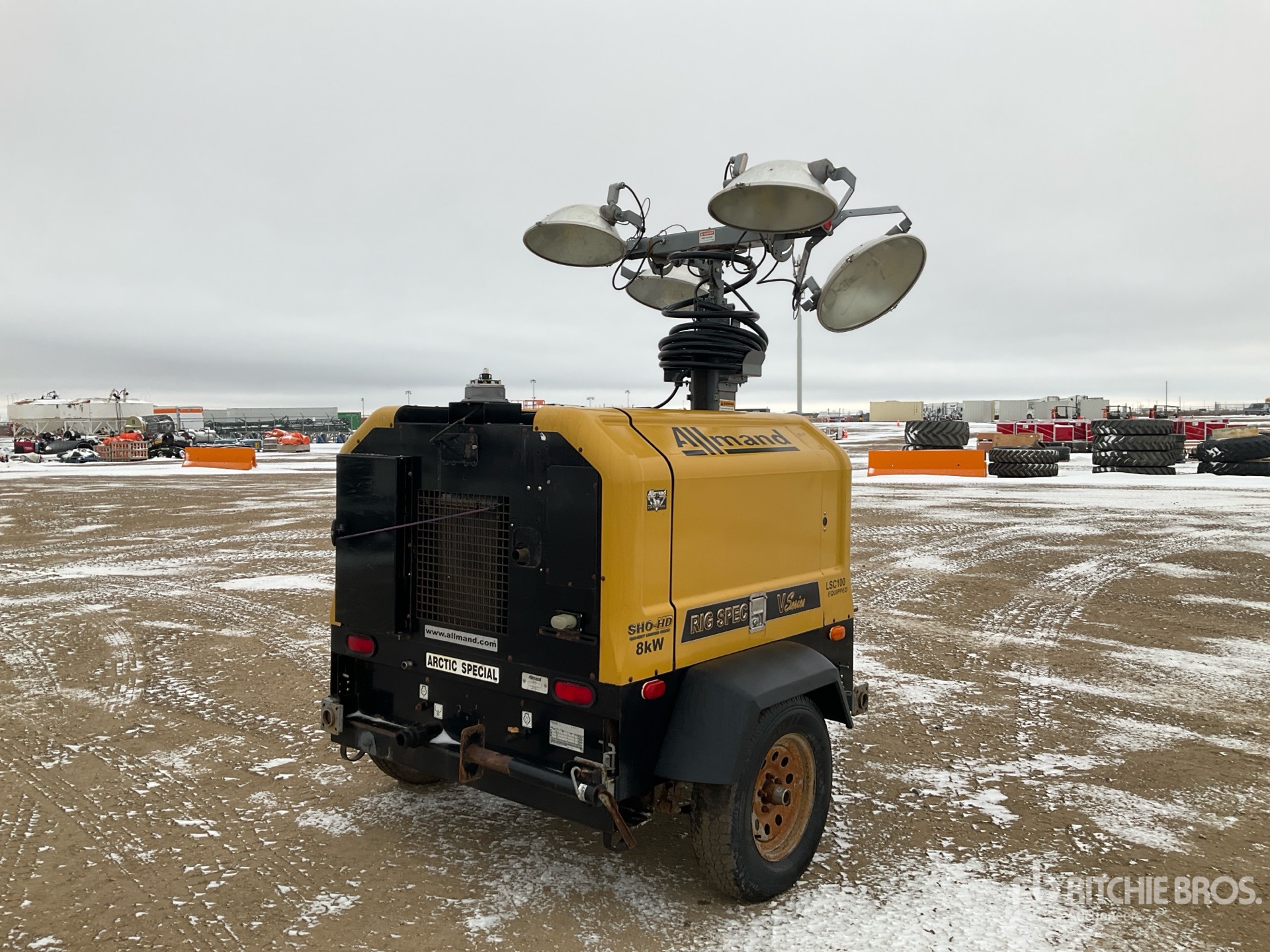 General Appearance with Picture, Right Rear Corner