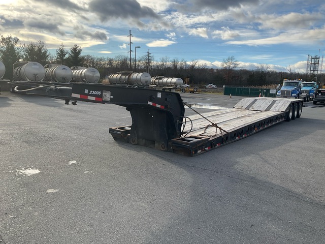2000 Etnyre Tri/A Removable Gooseneck Lowboy Trailer