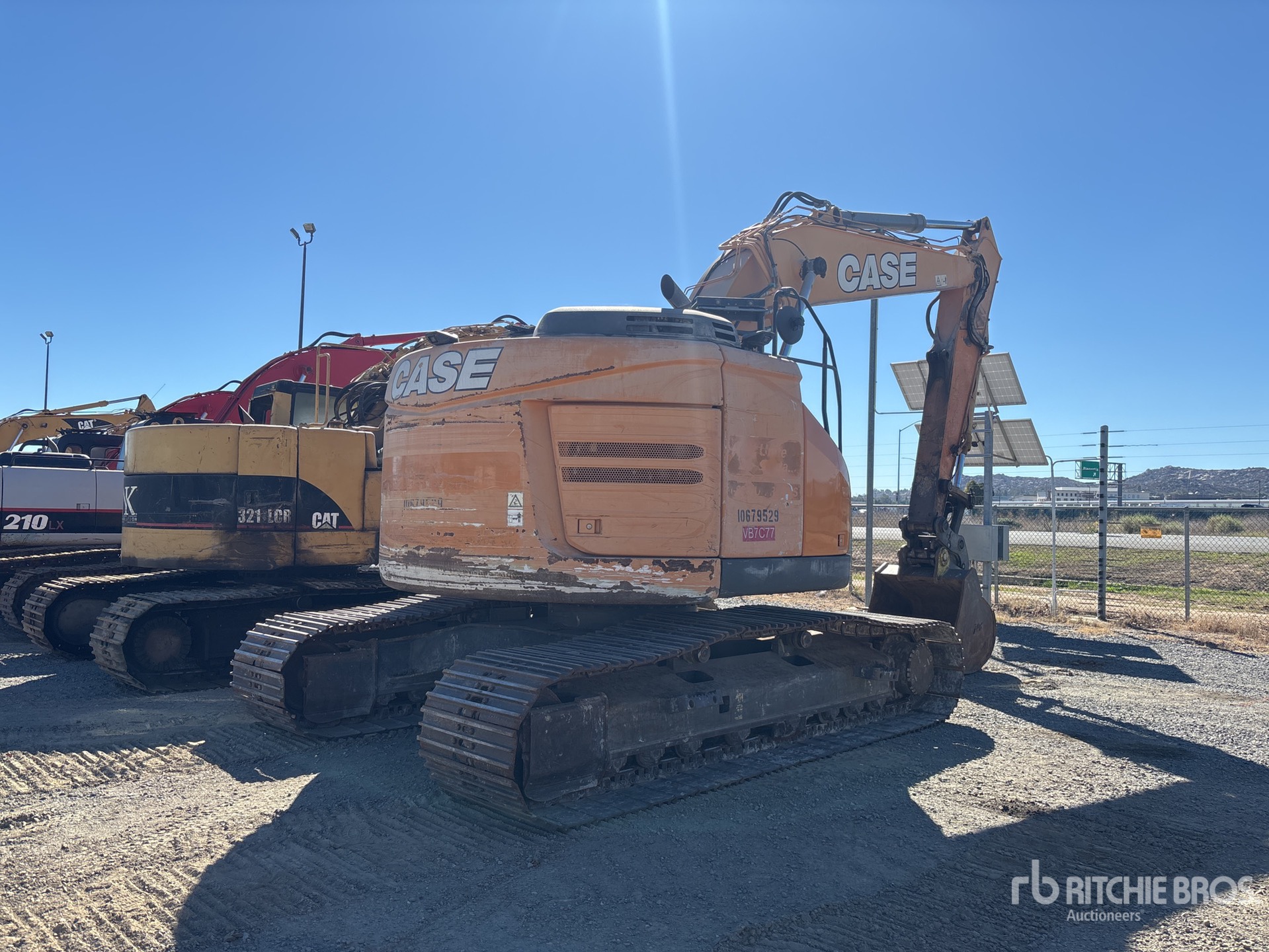 General Appearance with Foto, angolo anteriore sinistro