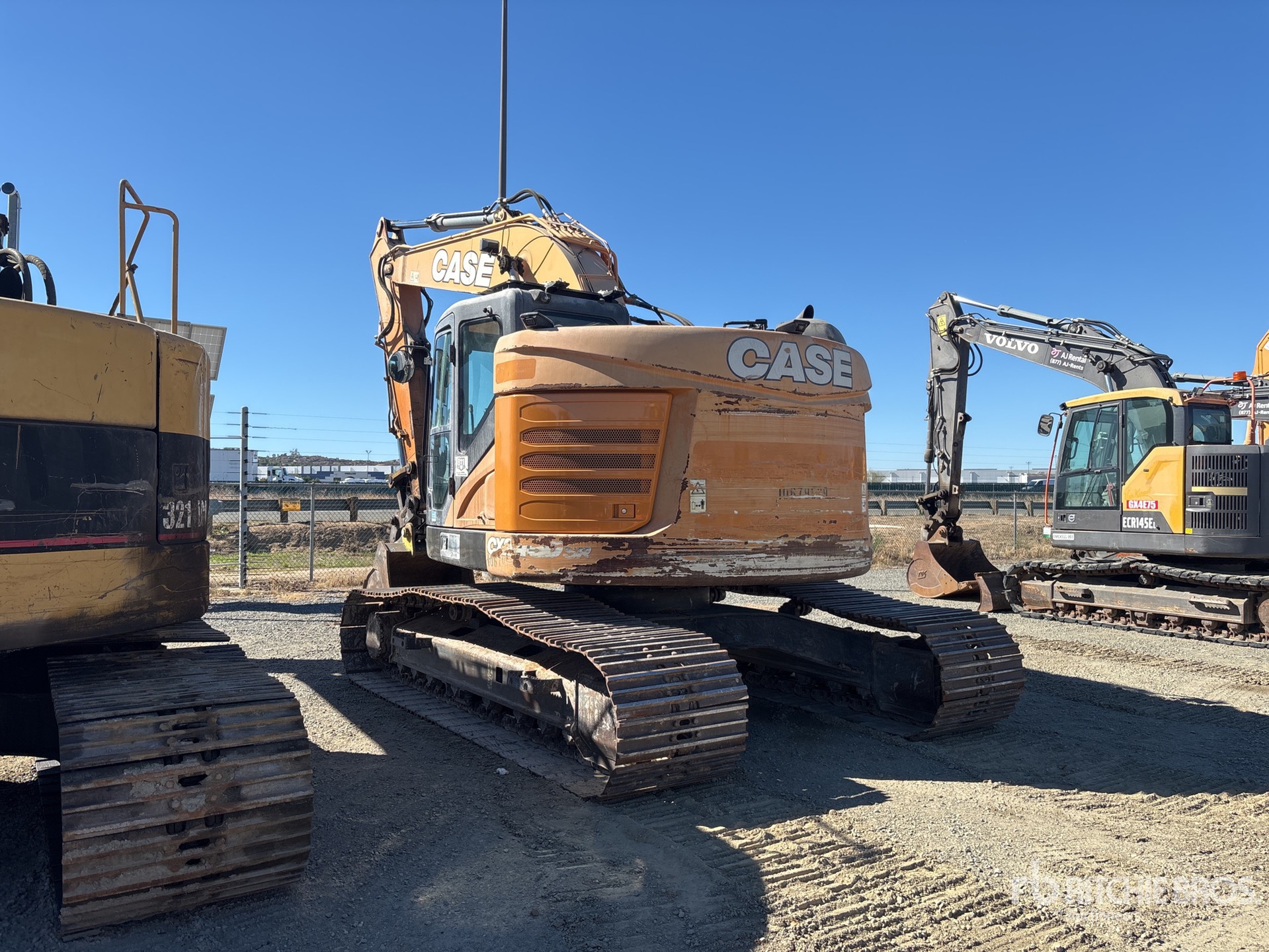 General Appearance with Foto, angolo posteriore sinistro