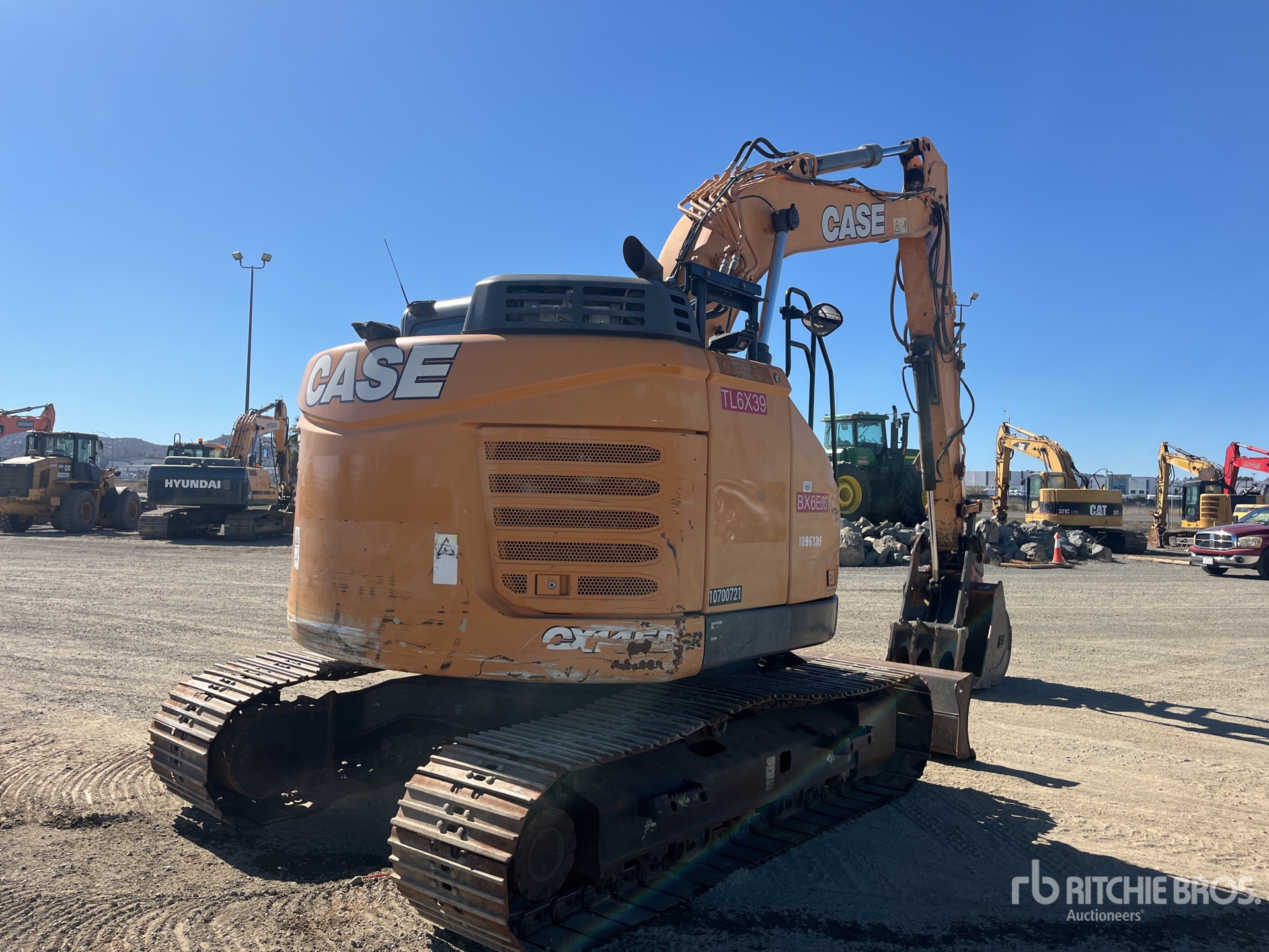 General Appearance with Bild, Ecke hinten rechts