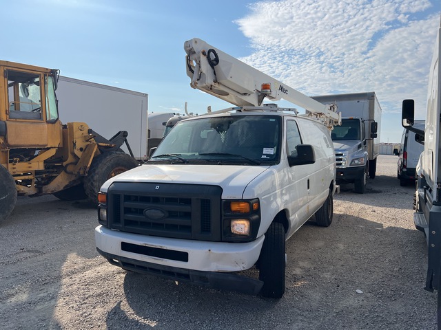 Altec AT200AV 30 ft on 2014 Ford E-350 4x2 Van Mounted Aerial Lift