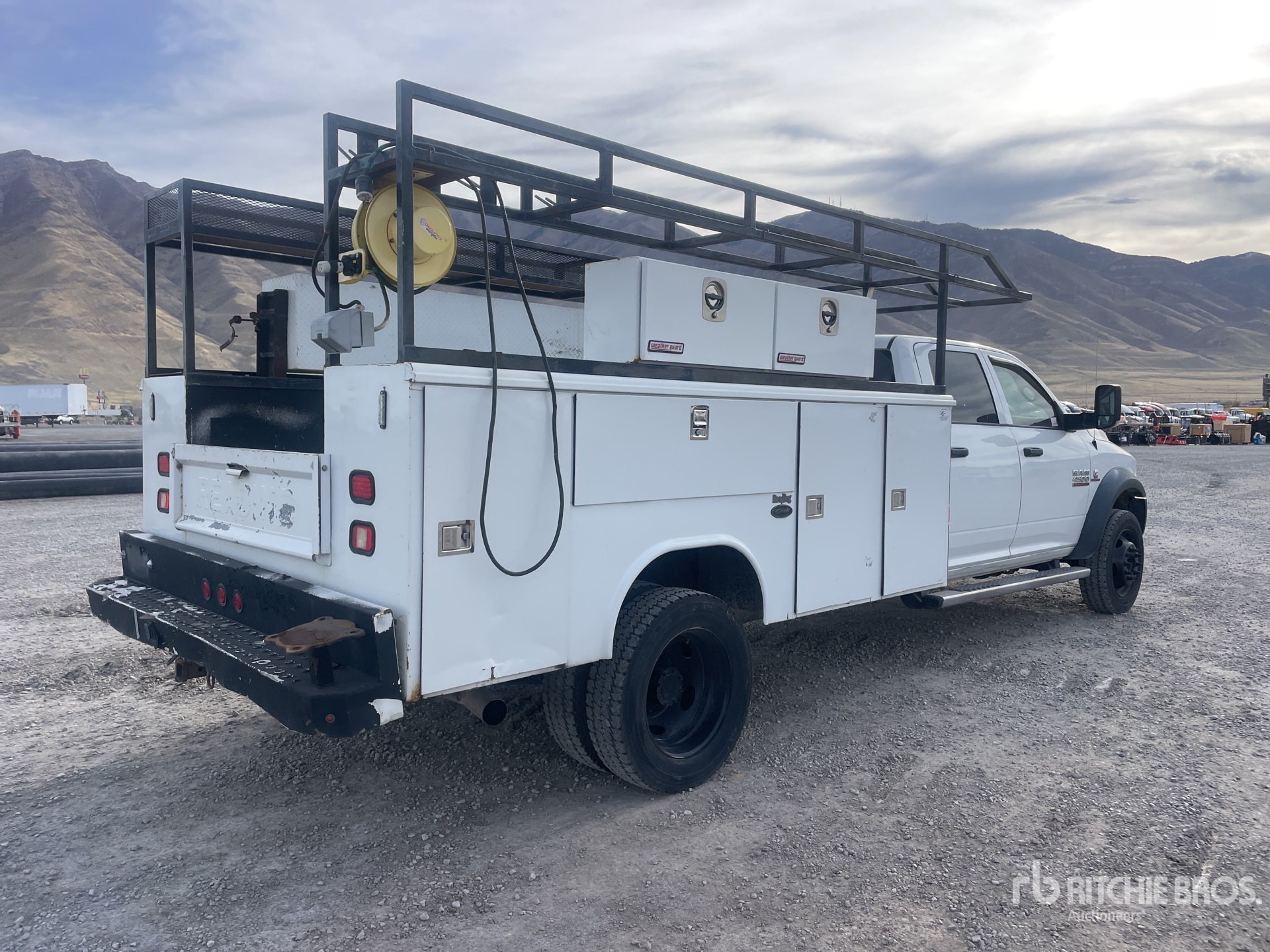 General Appearance with Imagen: esquina trasera derecha