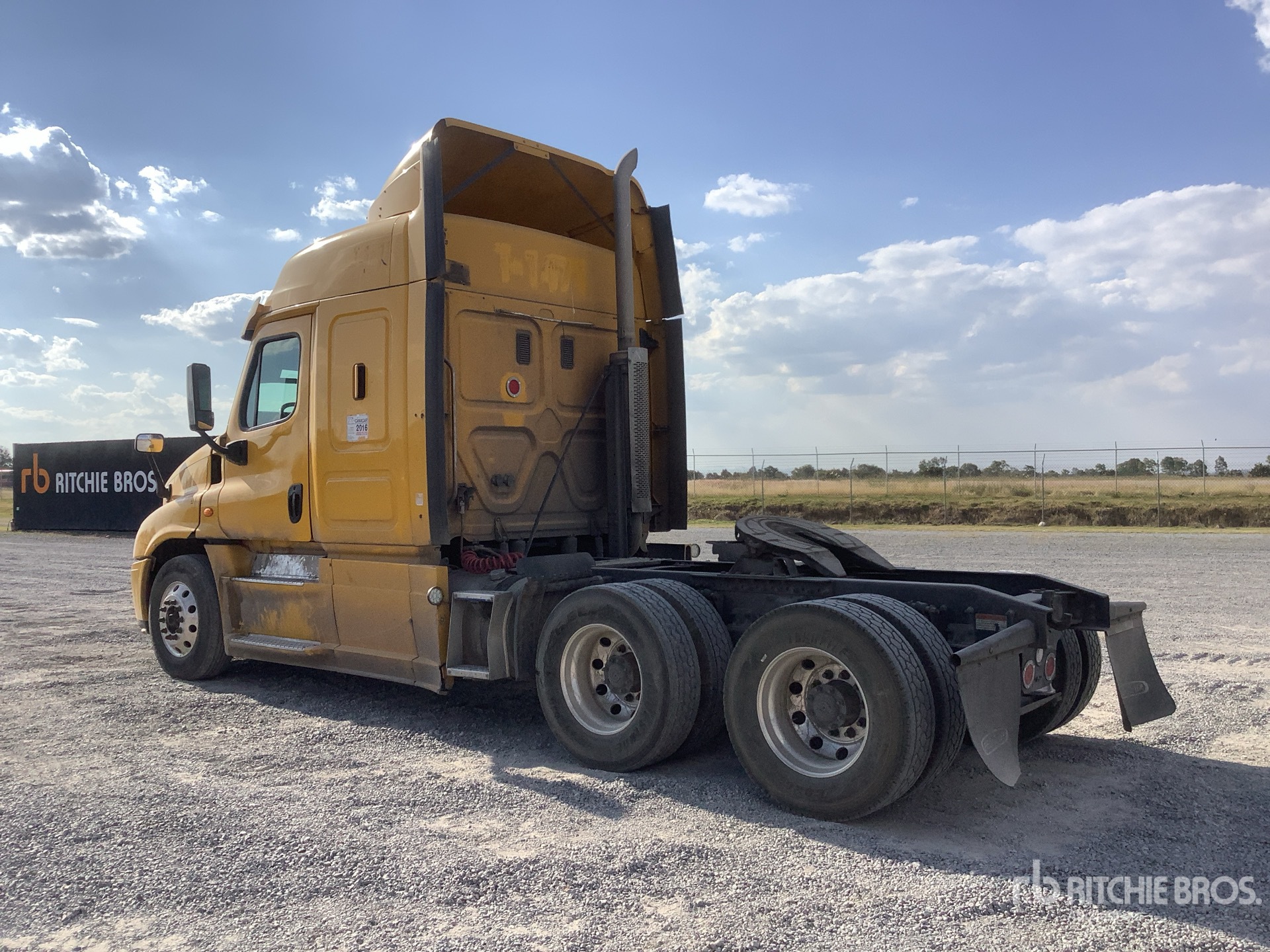 General Appearance with Image, coin arrière gauche