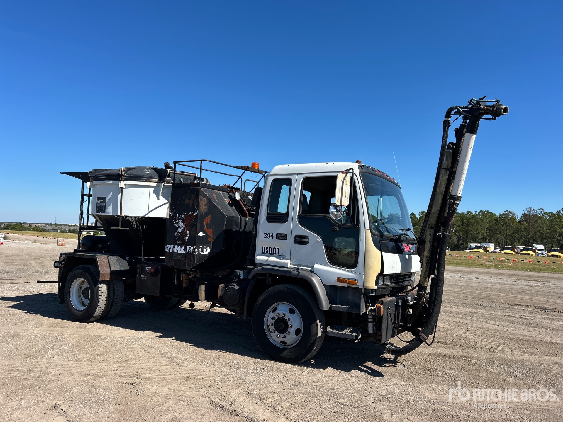 General Appearance with Bild, Ecke vorne rechts