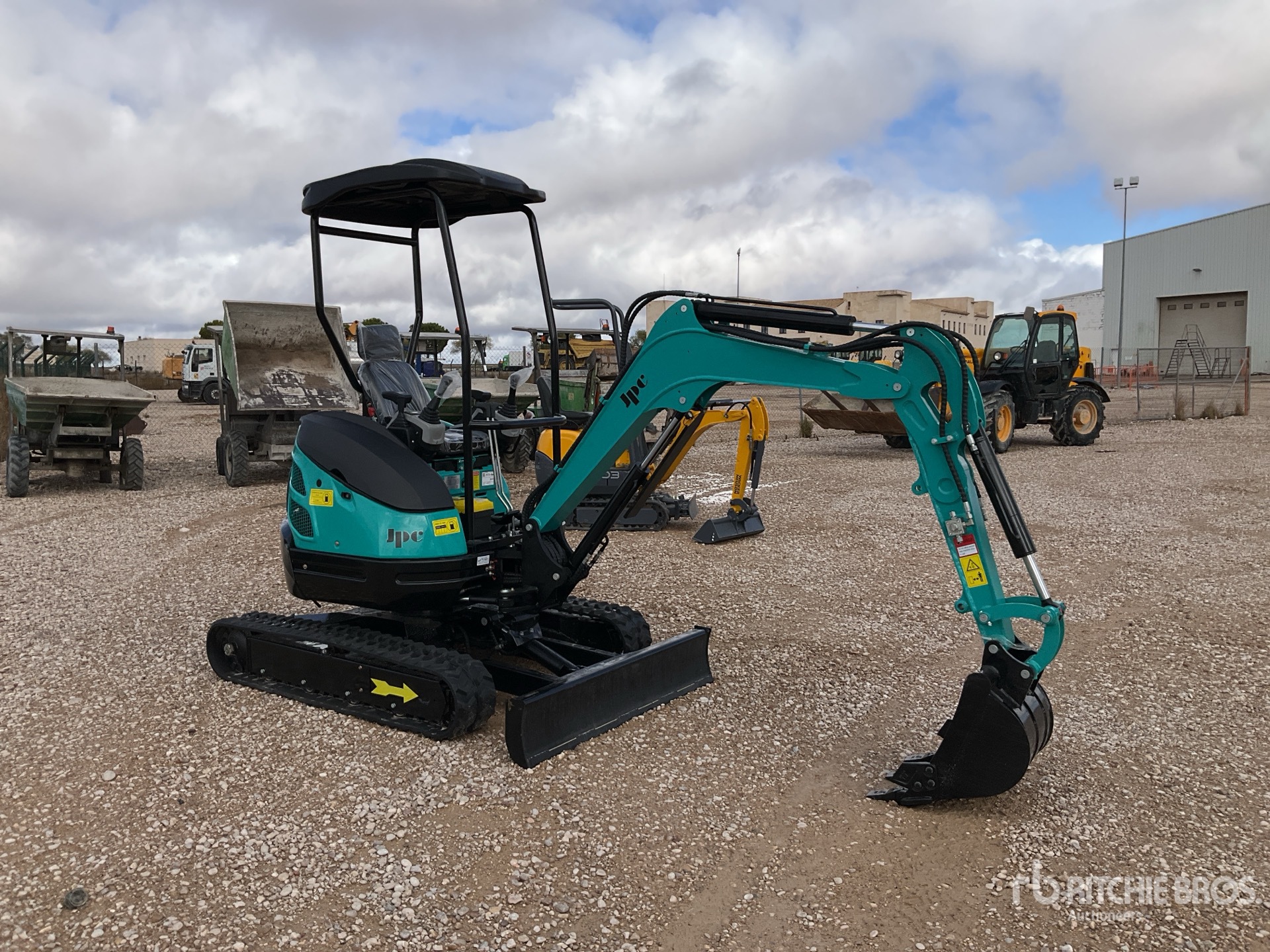 General Appearance with Picture, Right Front Corner