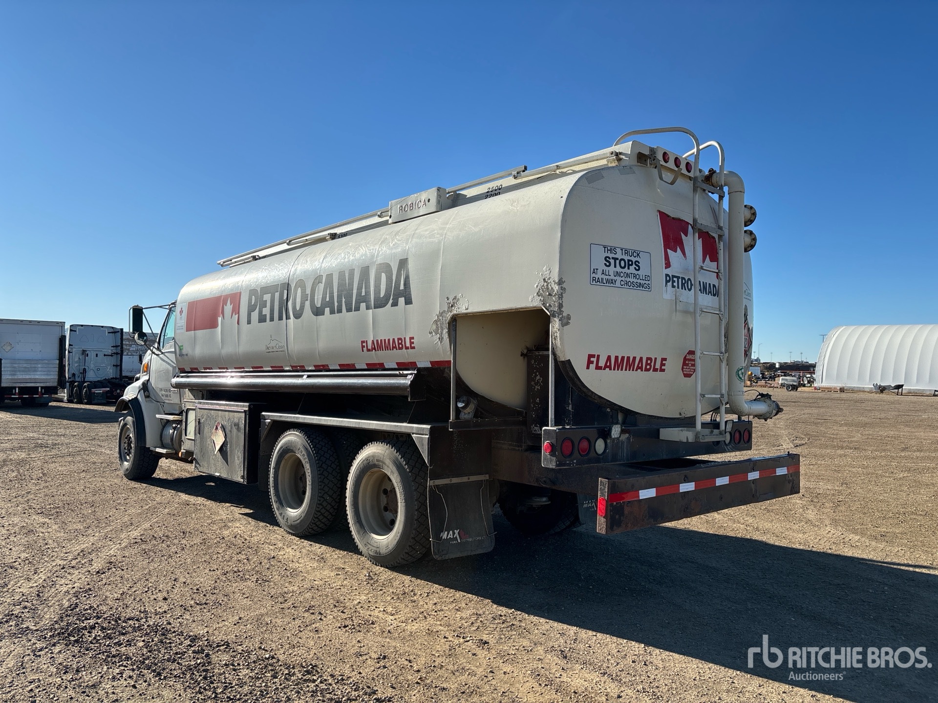 General Appearance with Bild, Ecke hinten links