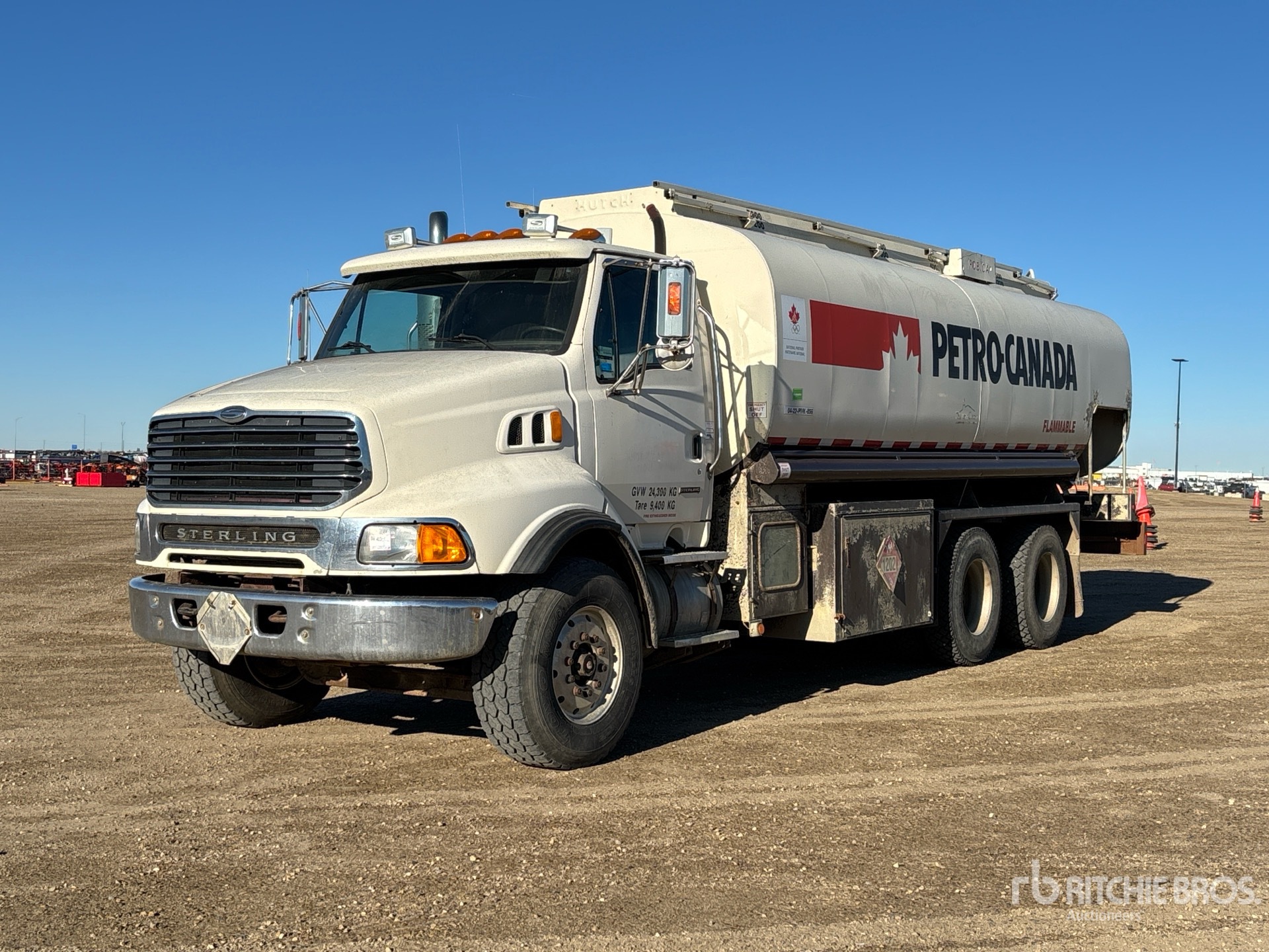 General Appearance with Bild, Ecke vorne links