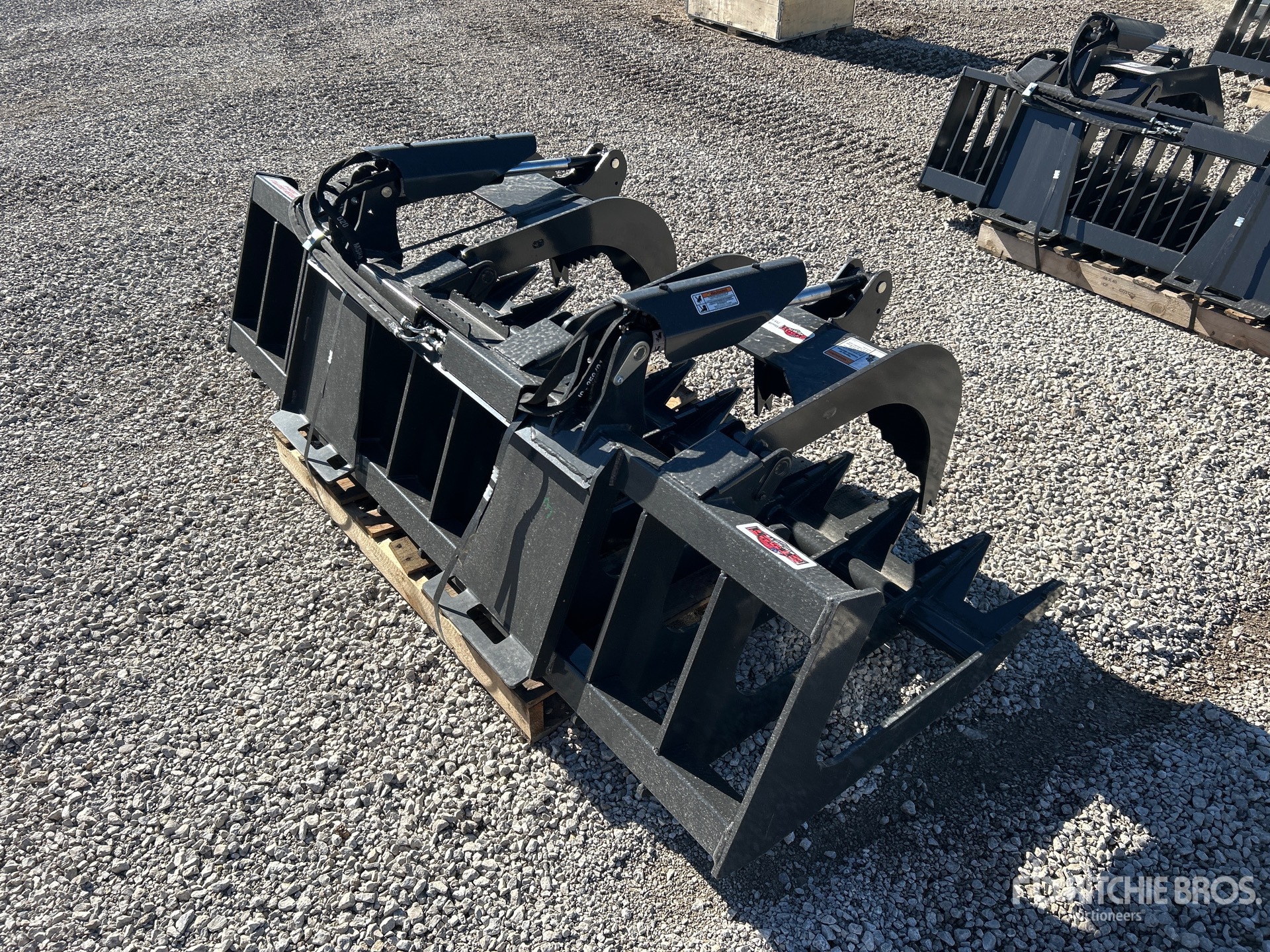 General Appearance with Foto, angolo anteriore sinistro