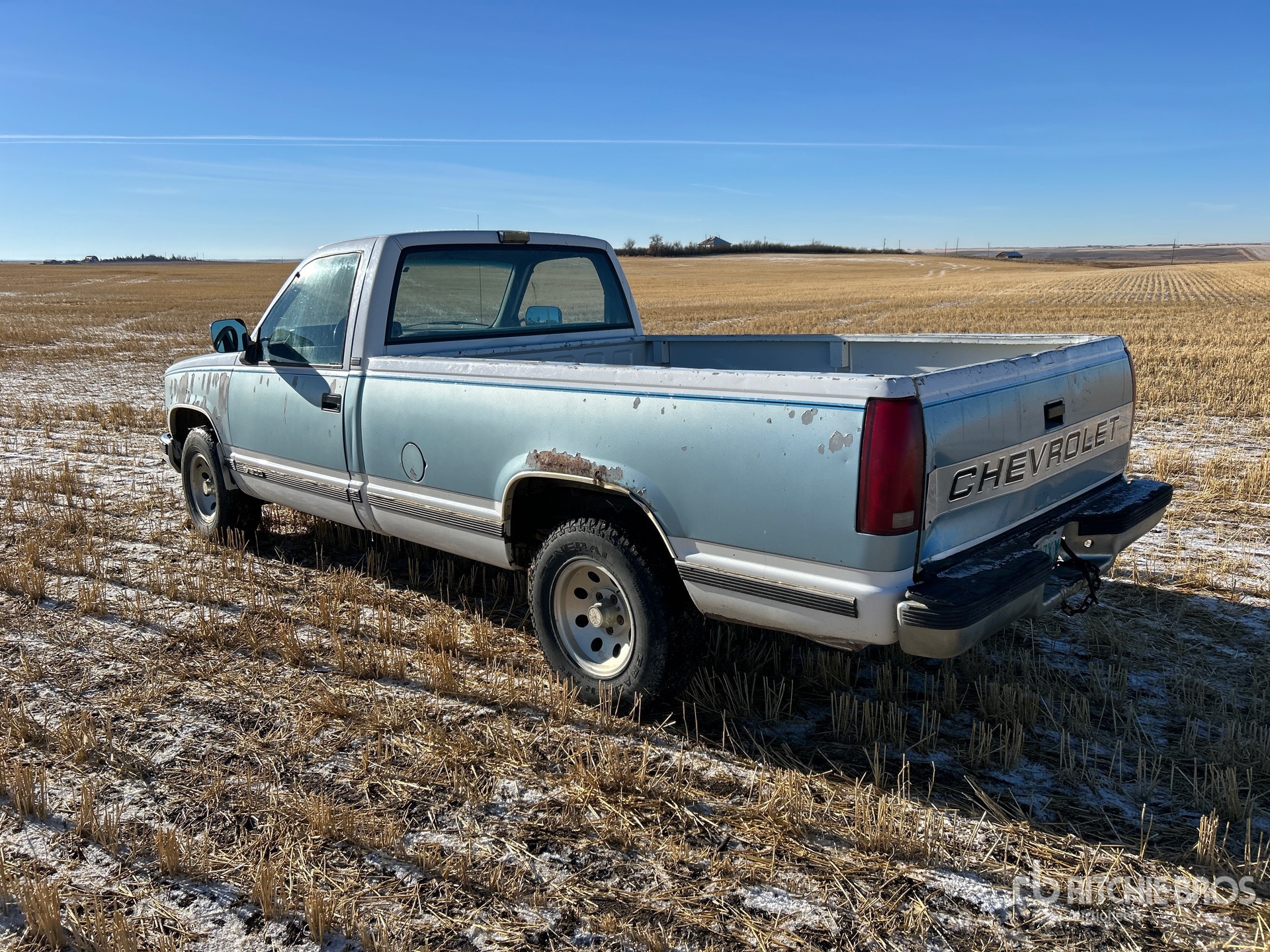 General Appearance with Picture, Left Rear Corner