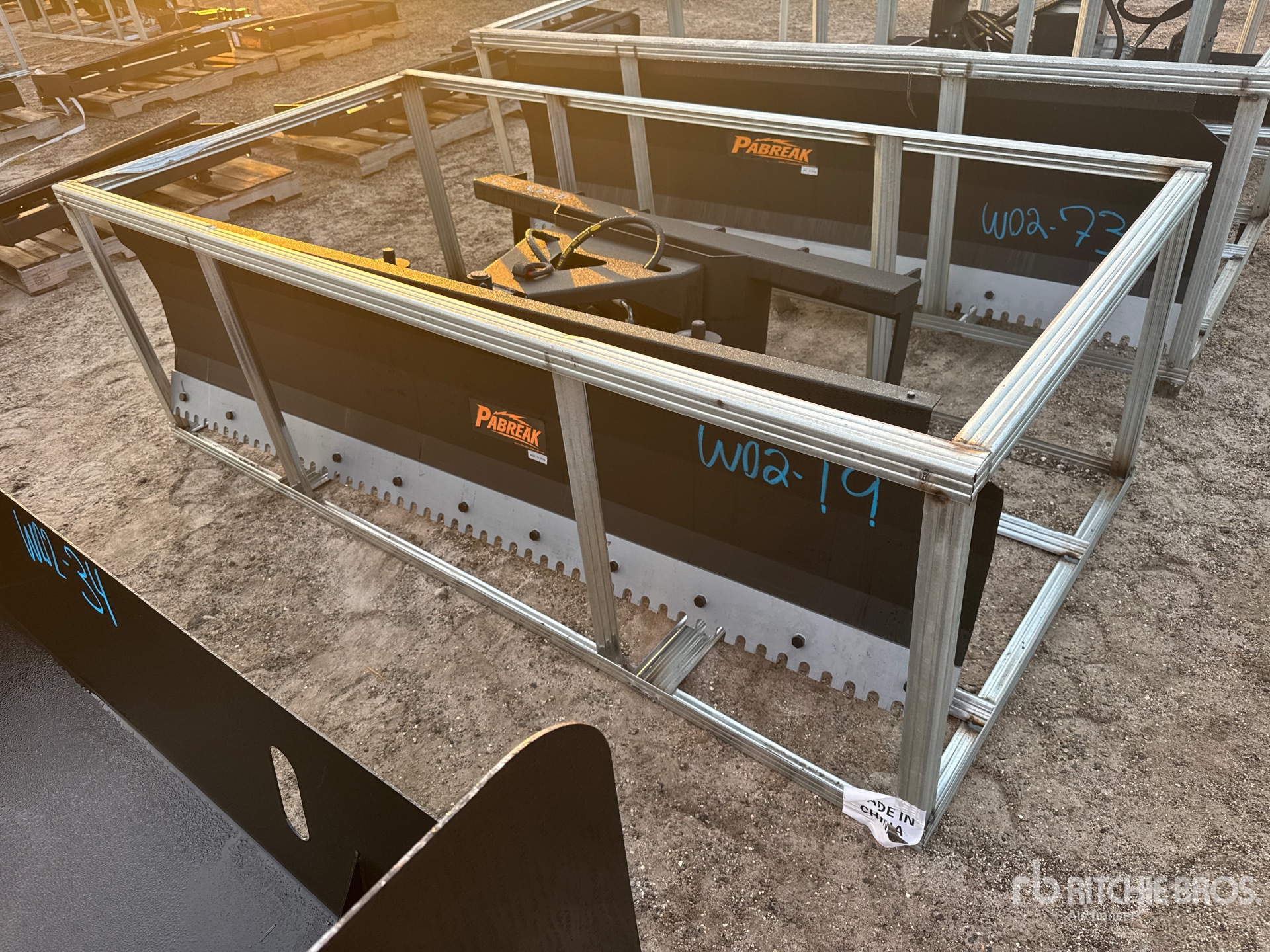 General Appearance with Image, coin avant gauche