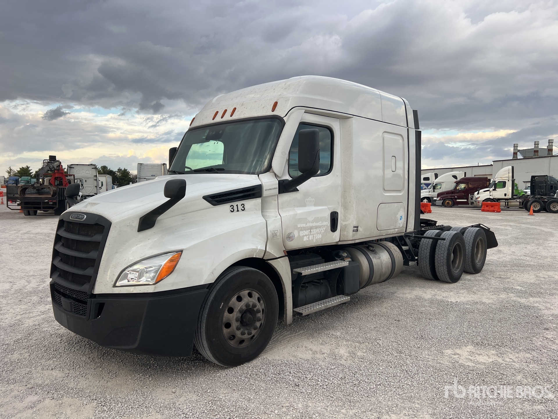 General Appearance with Picture, Left Front Corner