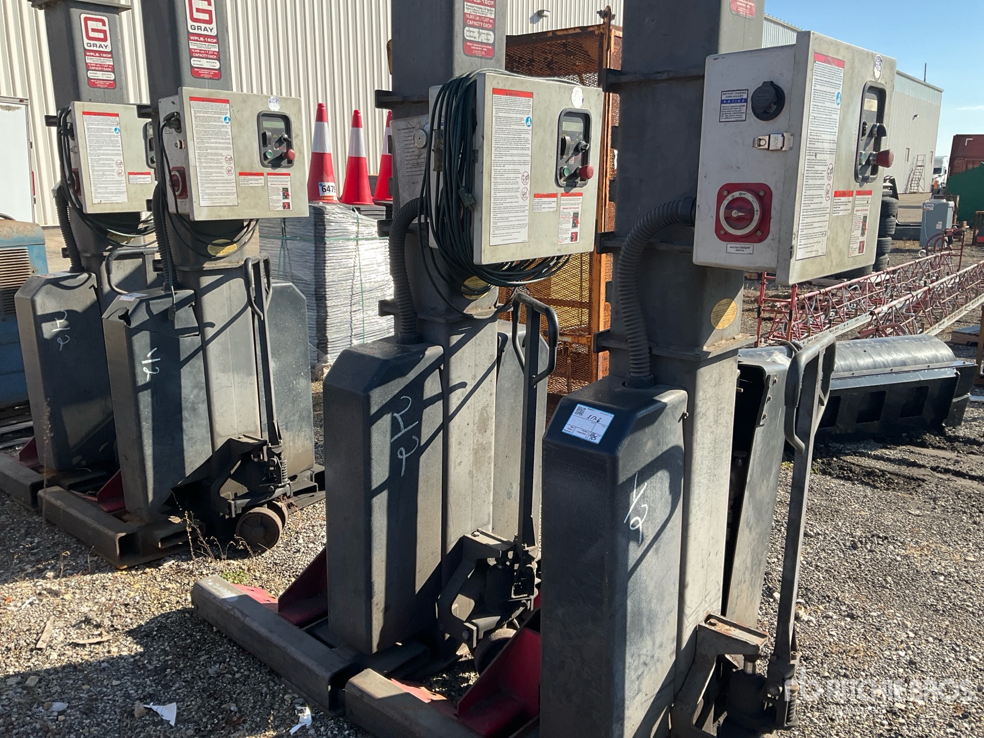 General Appearance with Featured Photo