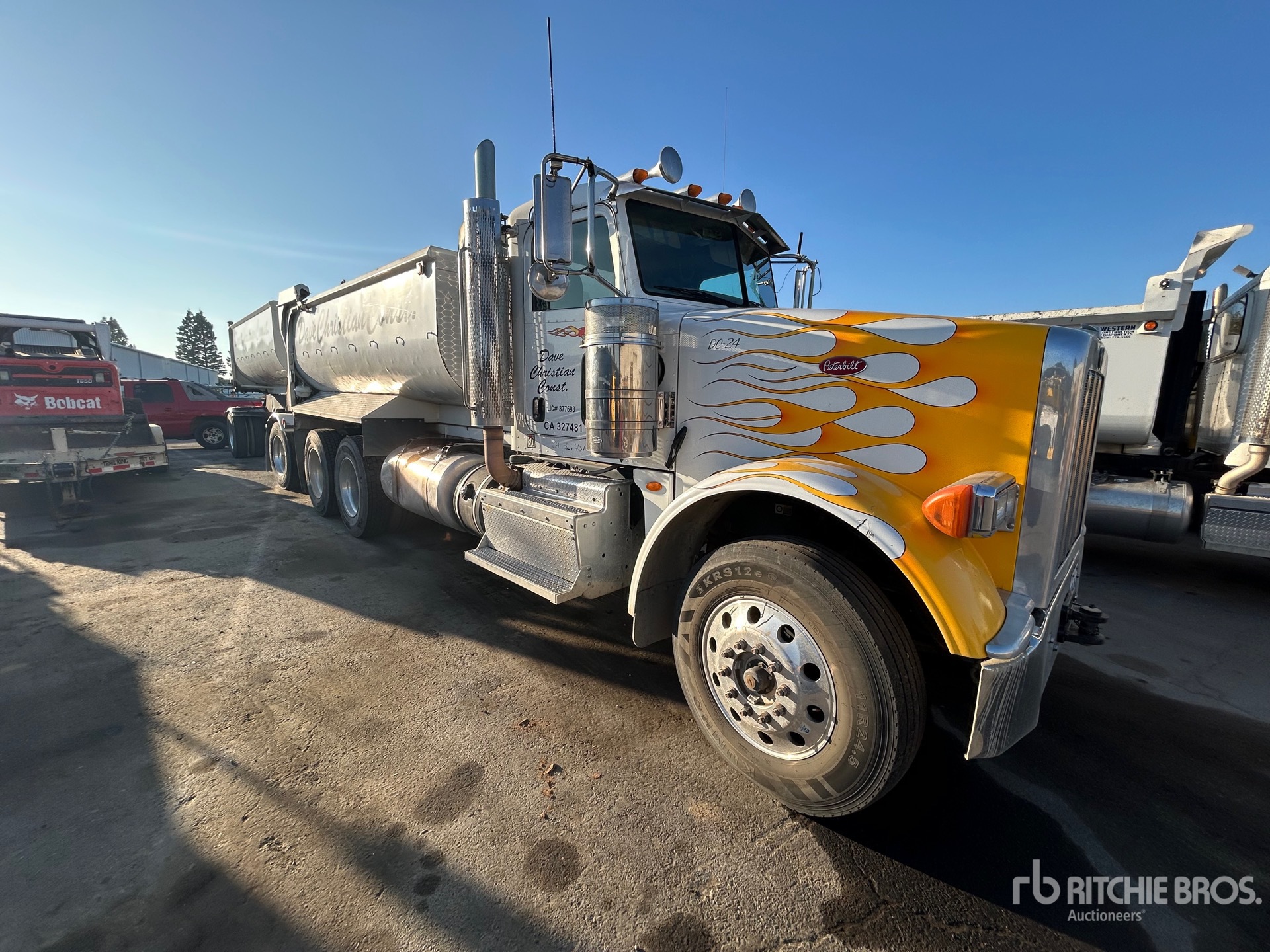 Aspect général with Image, coin avant droit