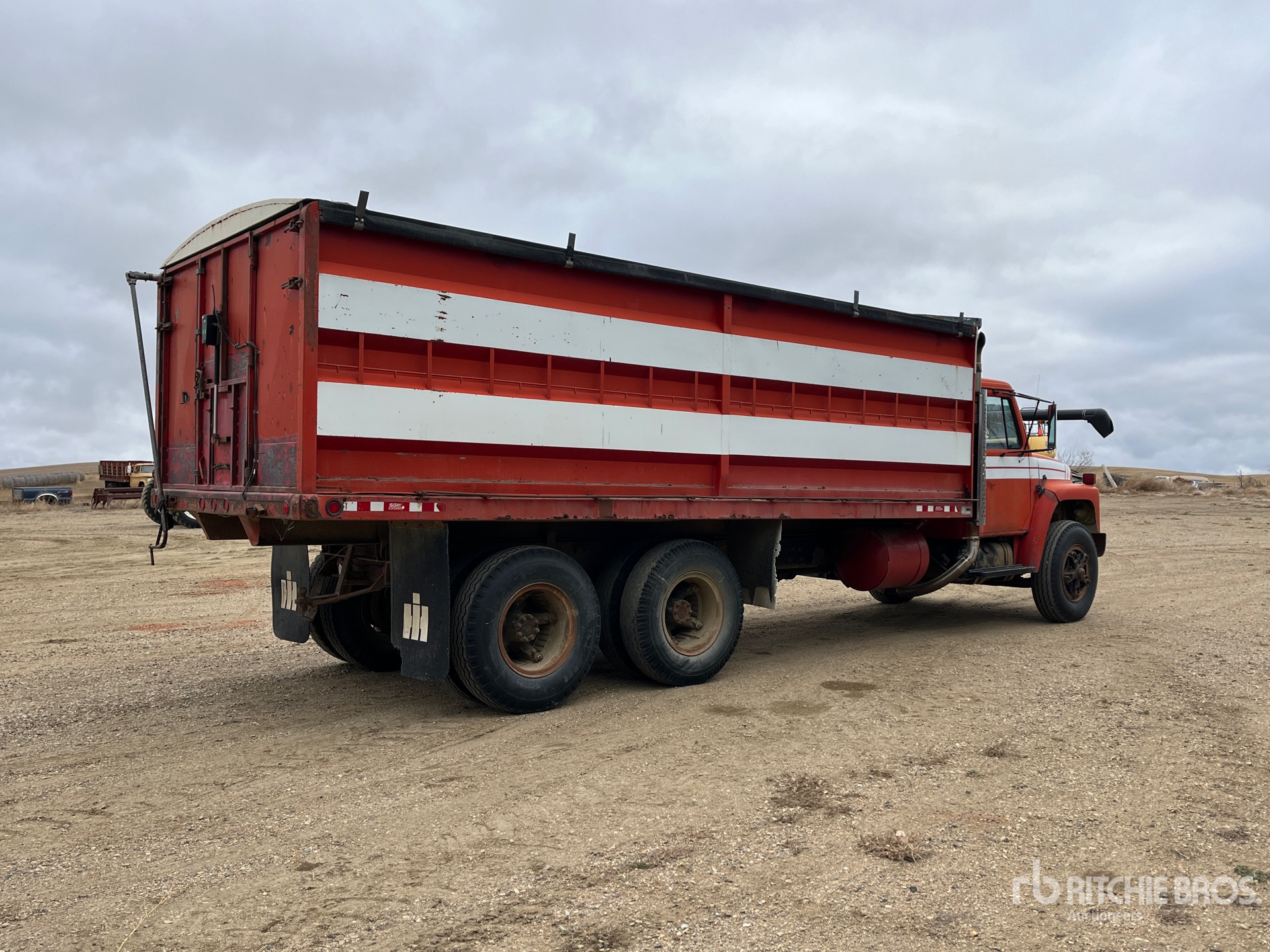 General Appearance with Imagen: esquina trasera derecha