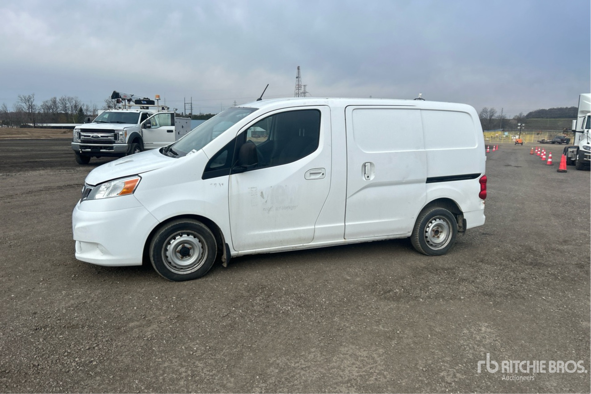 General Appearance with Picture, Left Front Corner