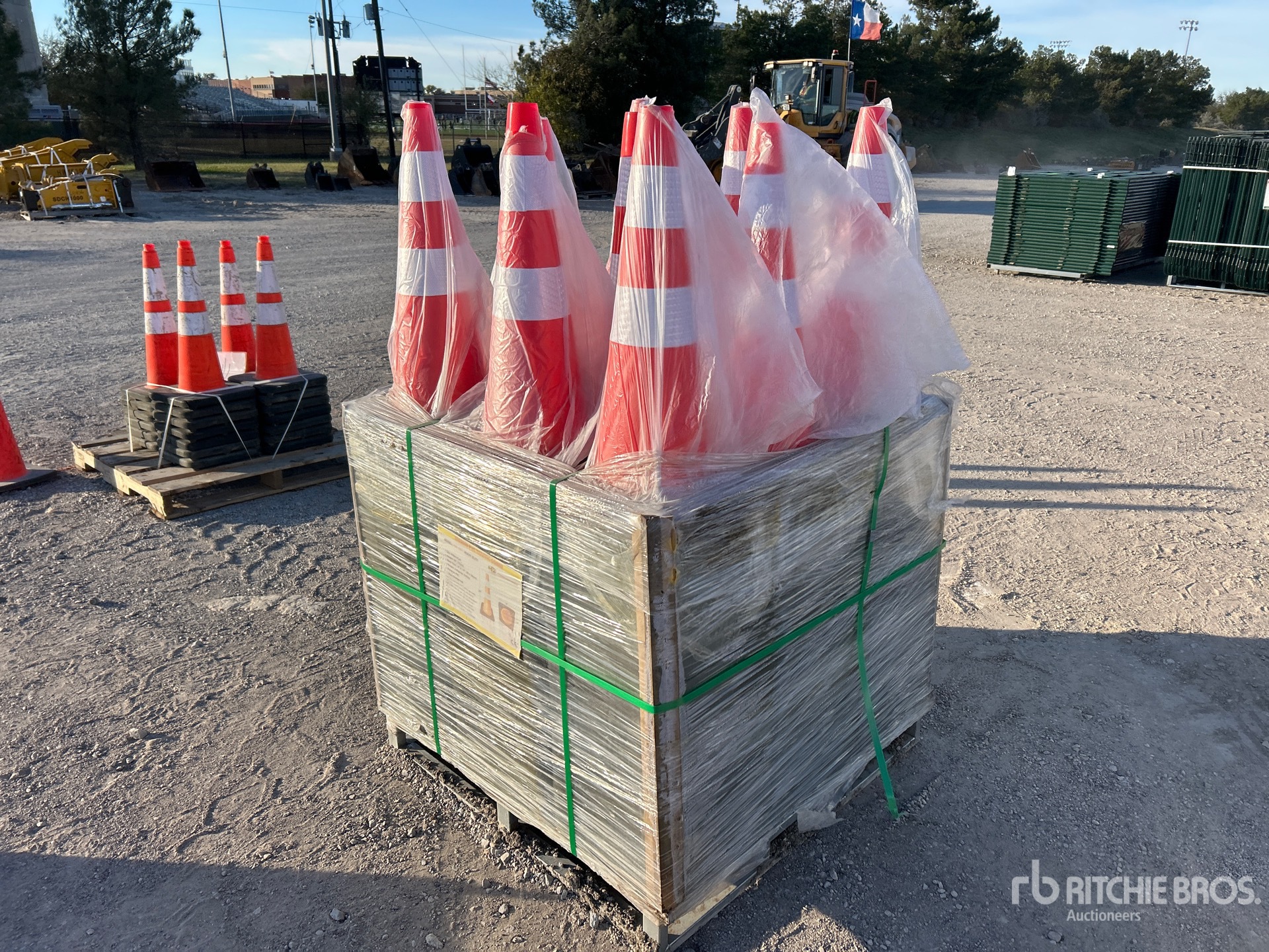 General Appearance with Image, coin avant gauche