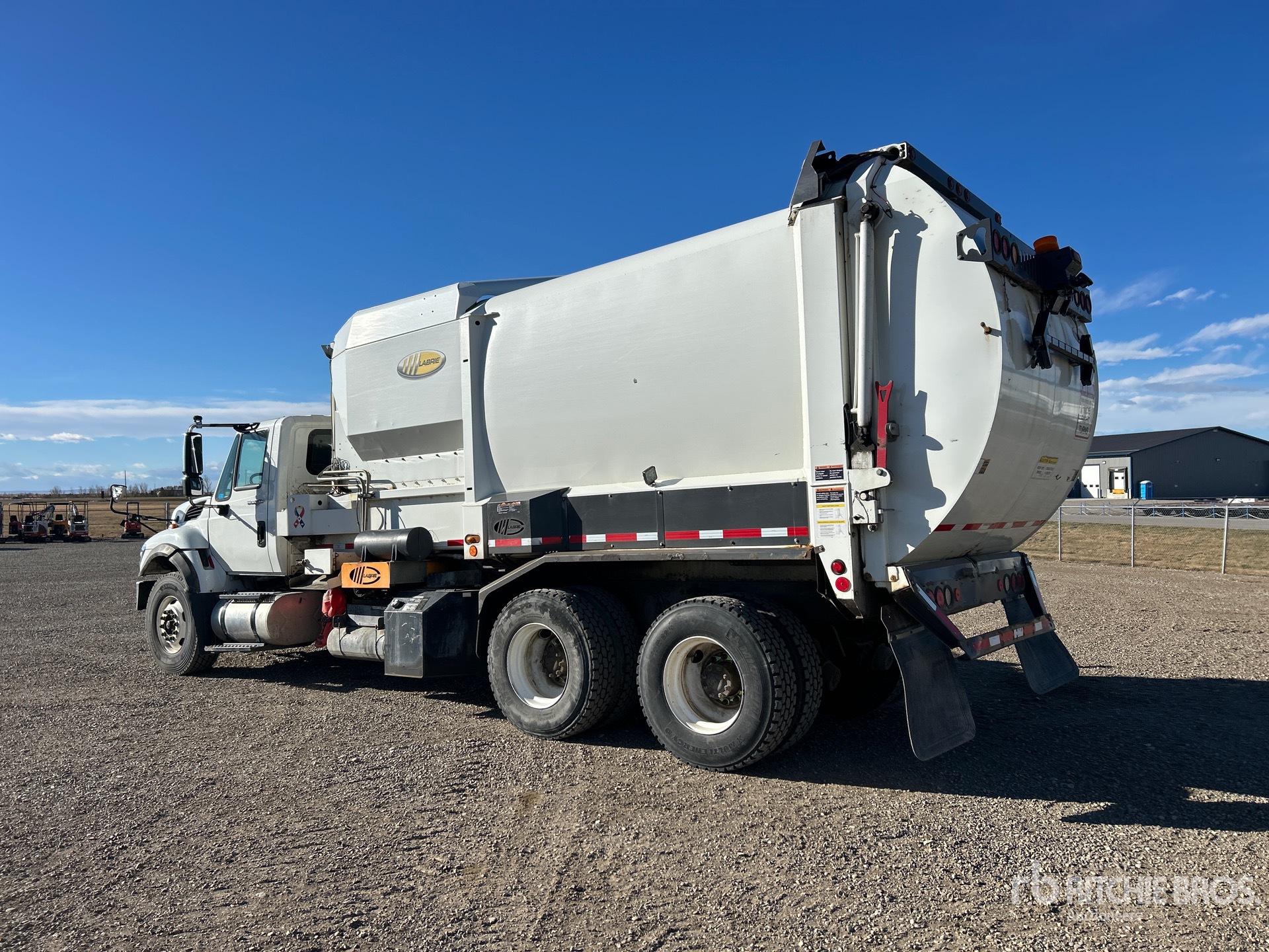 General Appearance with Imagen: esquina trasera izquierda