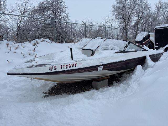 1999 Champion 181 18 ft Bass Boat (Inoperable)