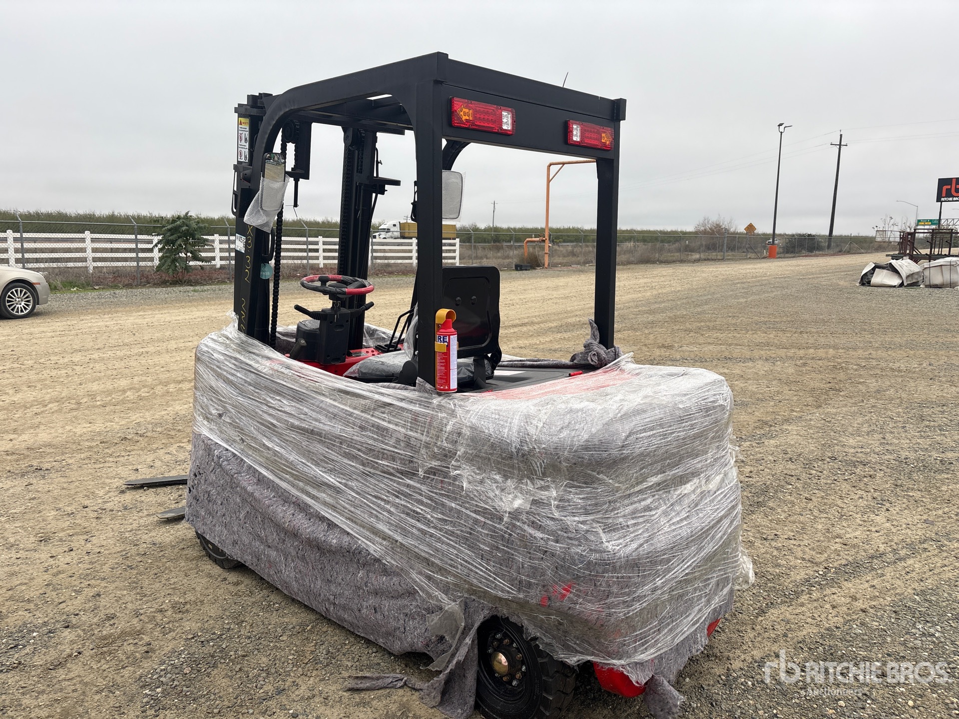 General Appearance with Picture, Left Rear Corner