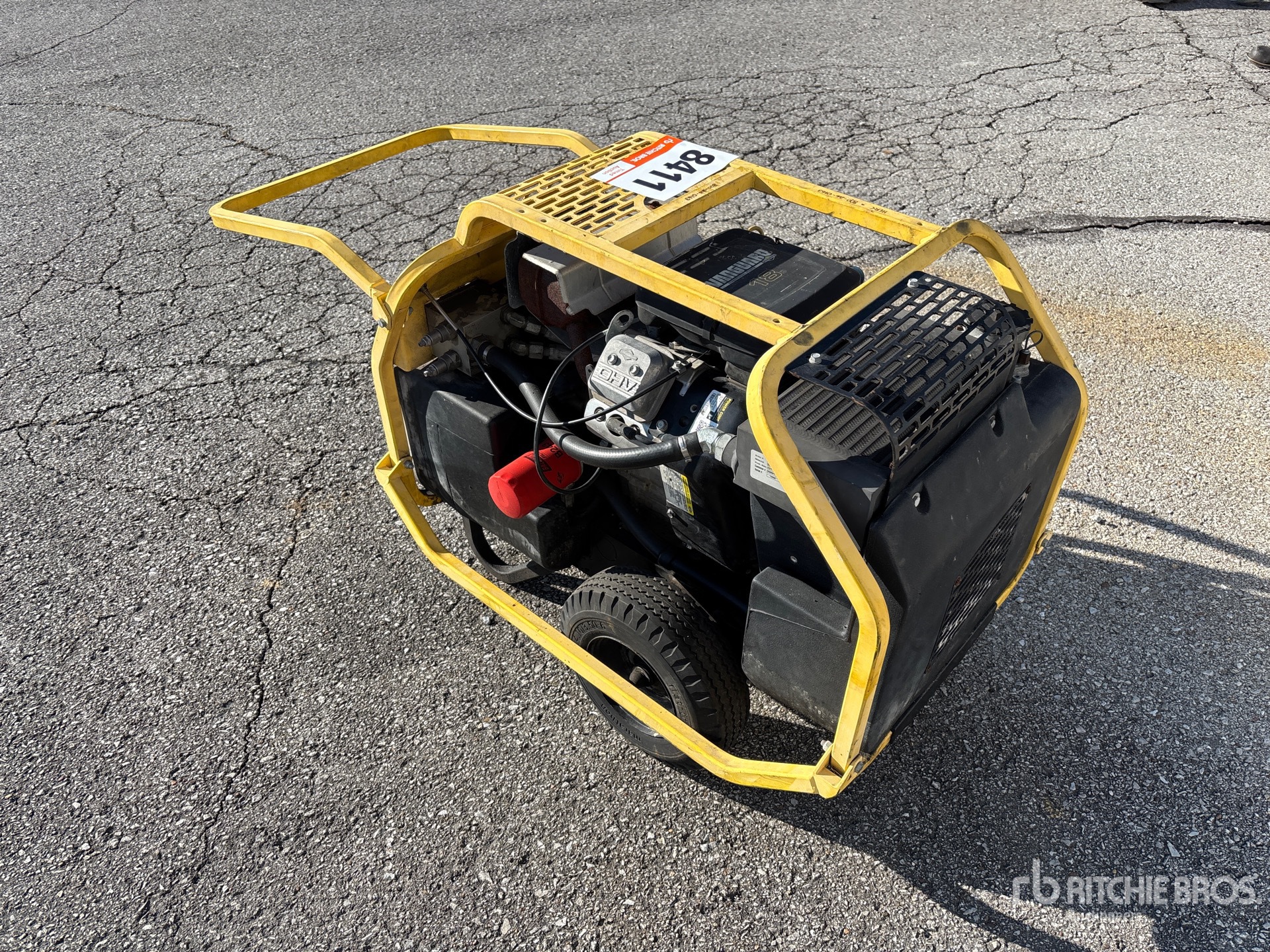 General Appearance with Foto, angolo posteriore sinistro