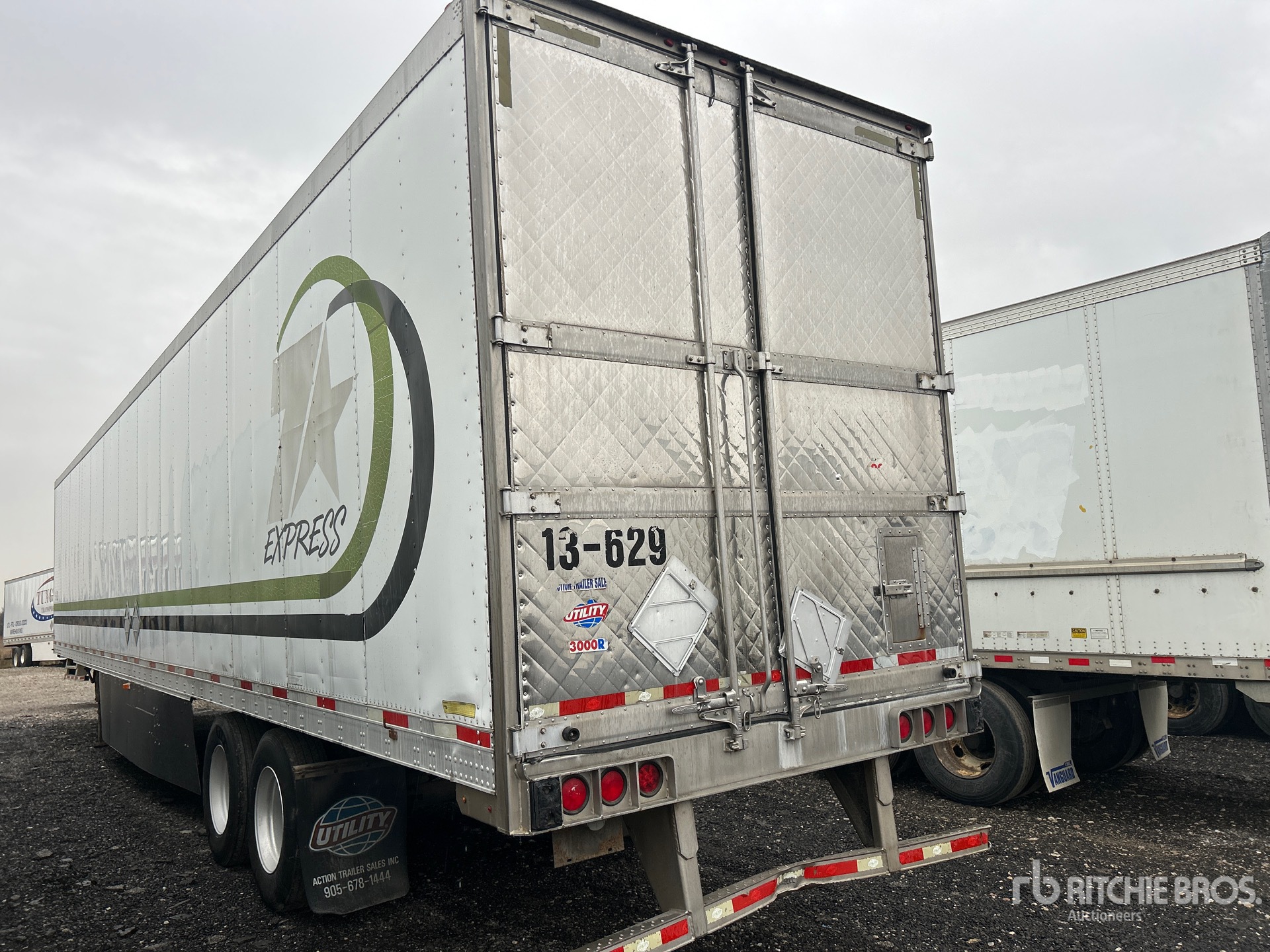 General Appearance with Picture, Left Rear Corner