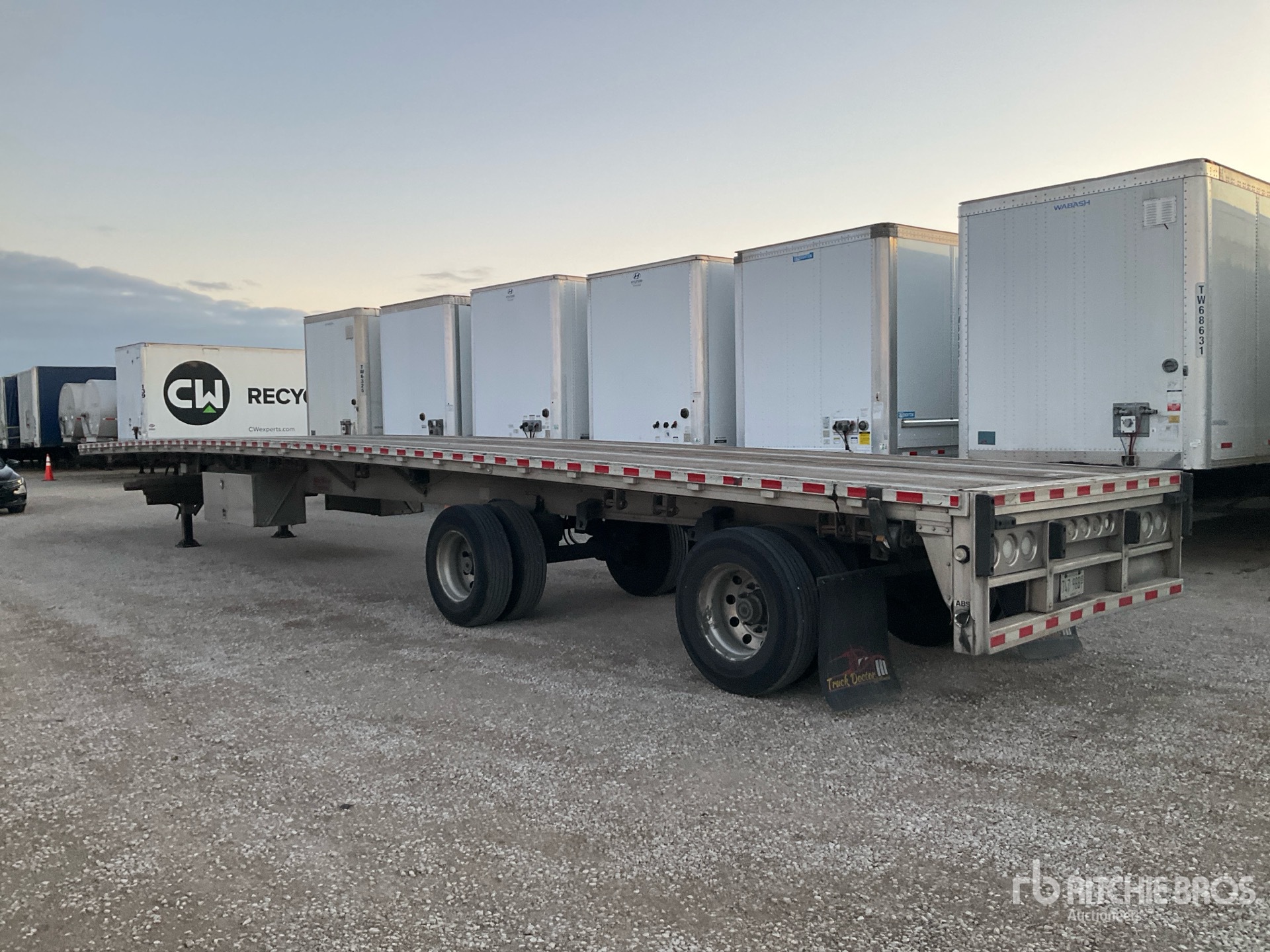 General Appearance with Imagen: esquina trasera izquierda