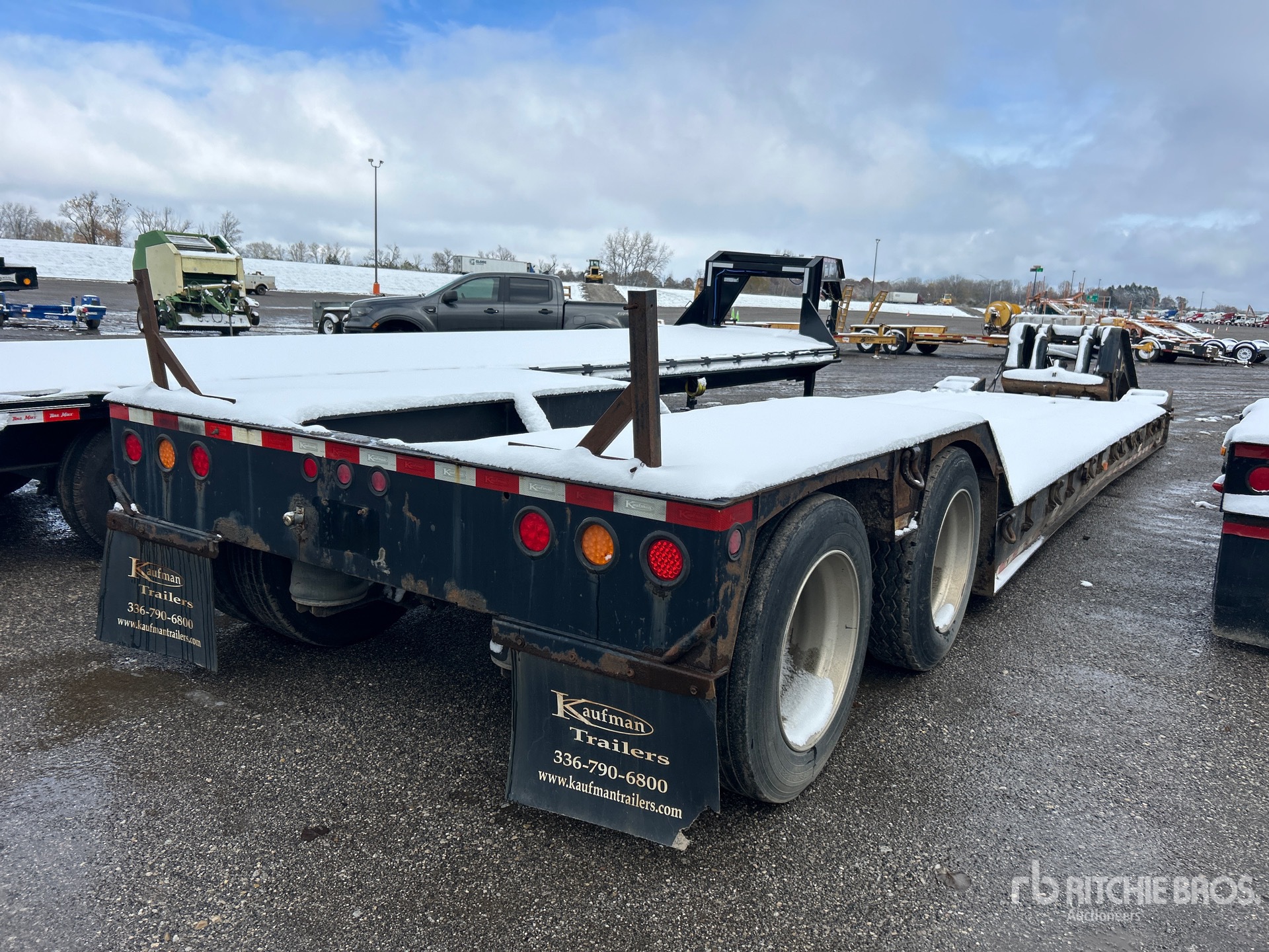 General Appearance with Imagen: esquina trasera derecha