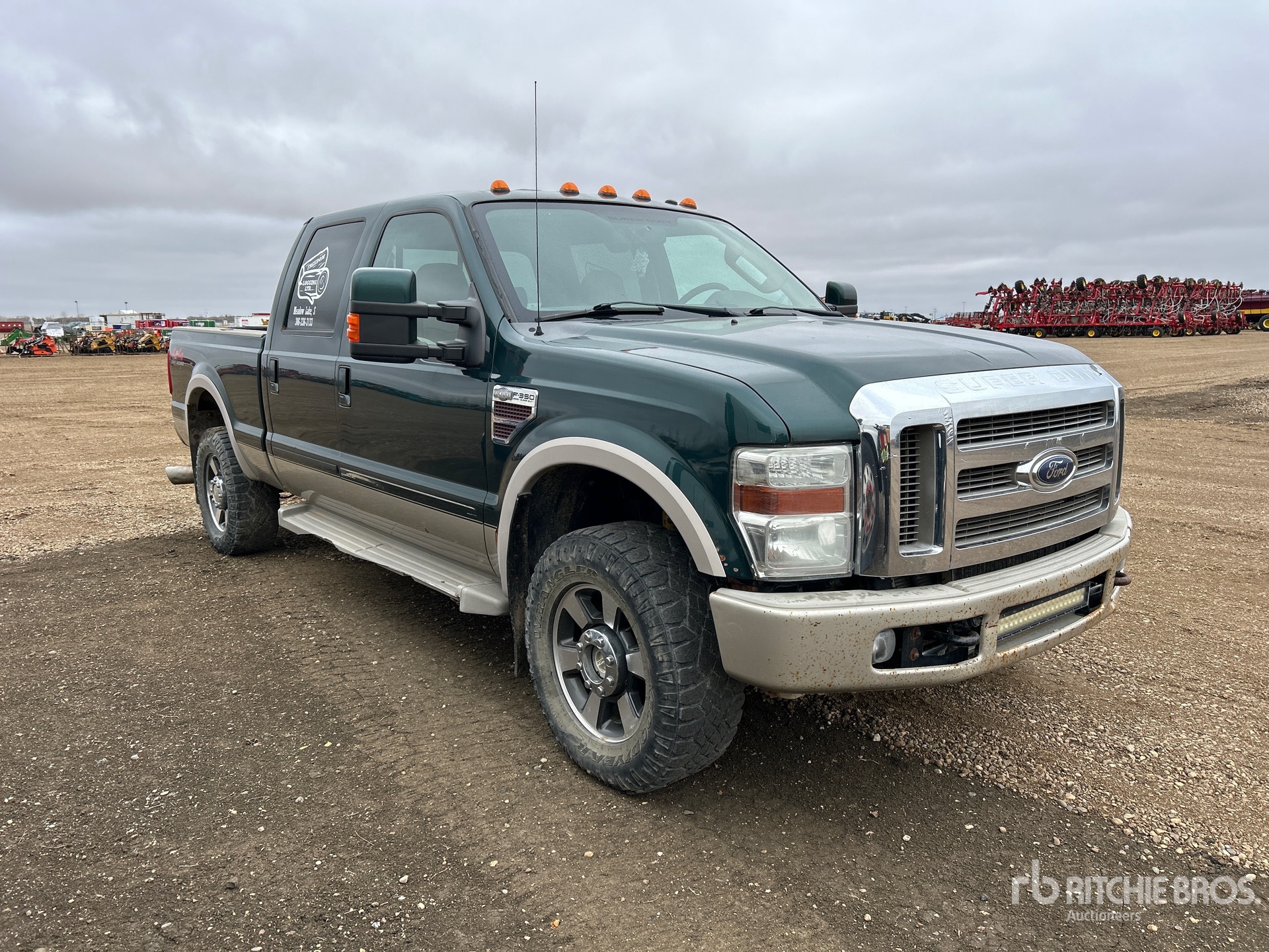 General Appearance with Bild, Ecke vorne rechts