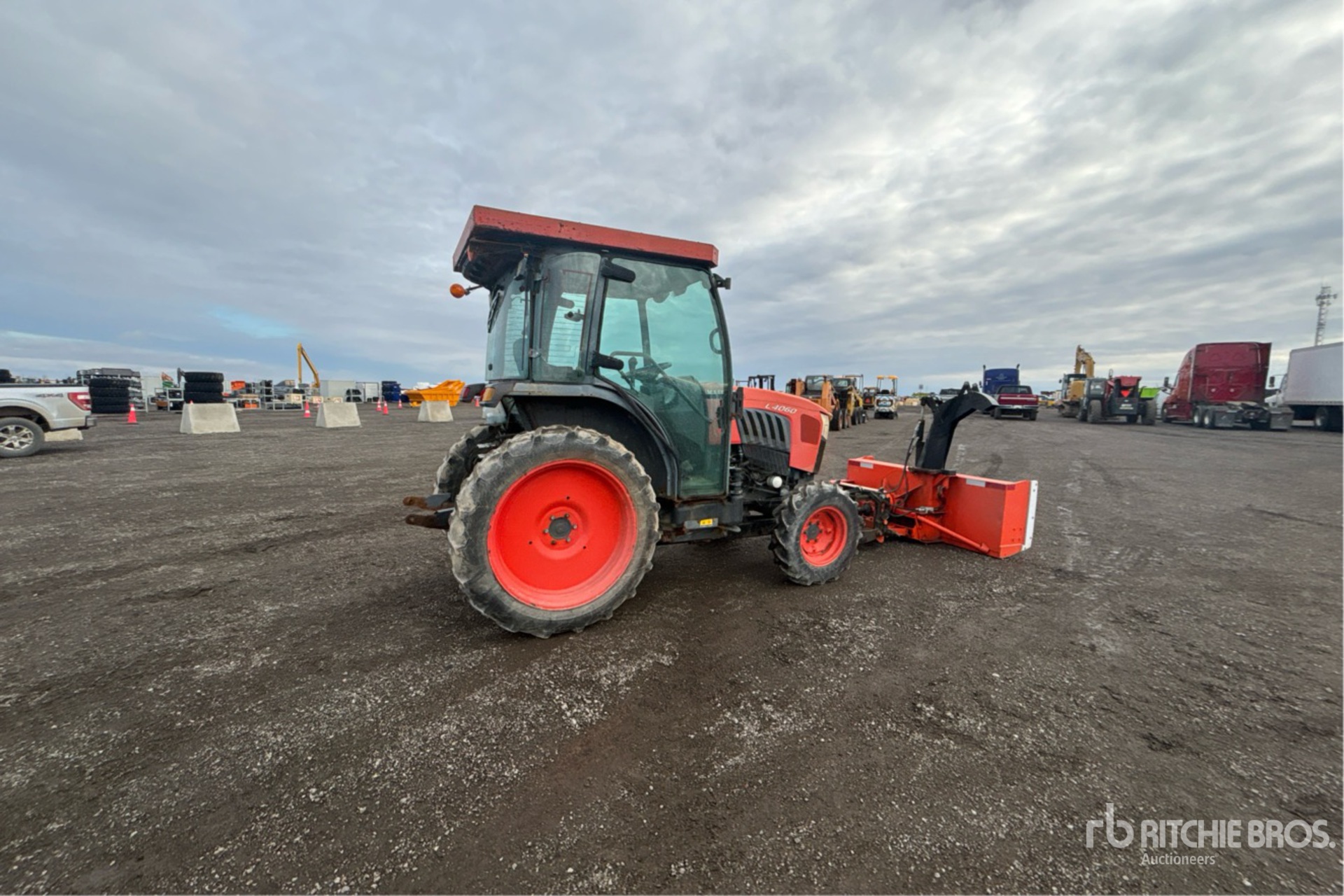 General Appearance with Image, coin arrière droit