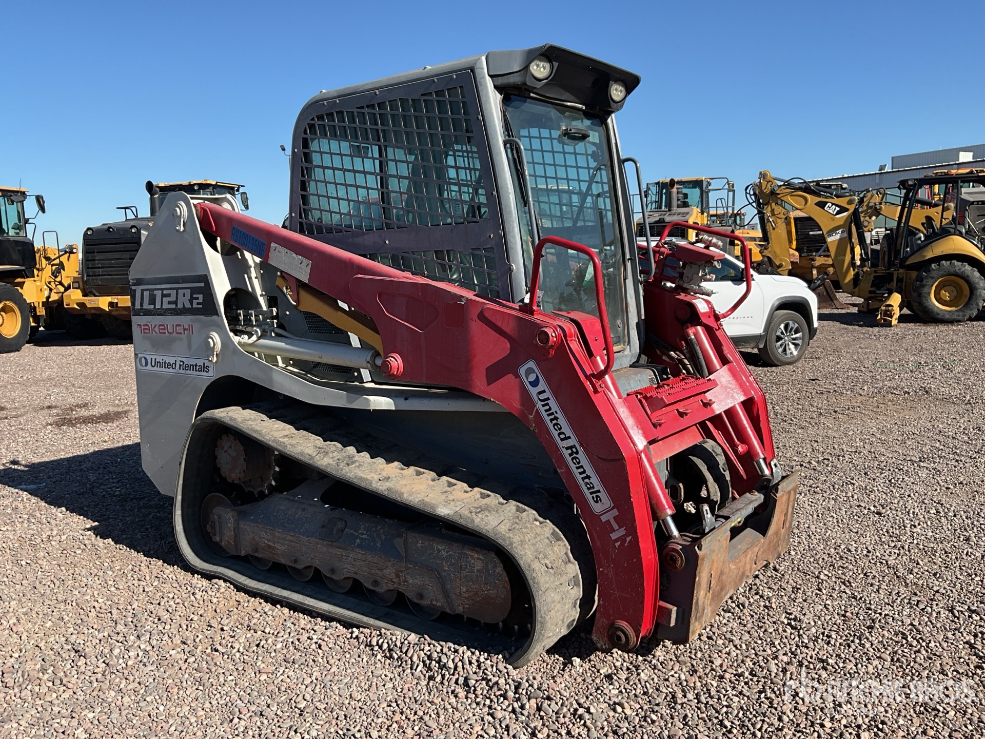 General Appearance with Picture, Right Front Corner