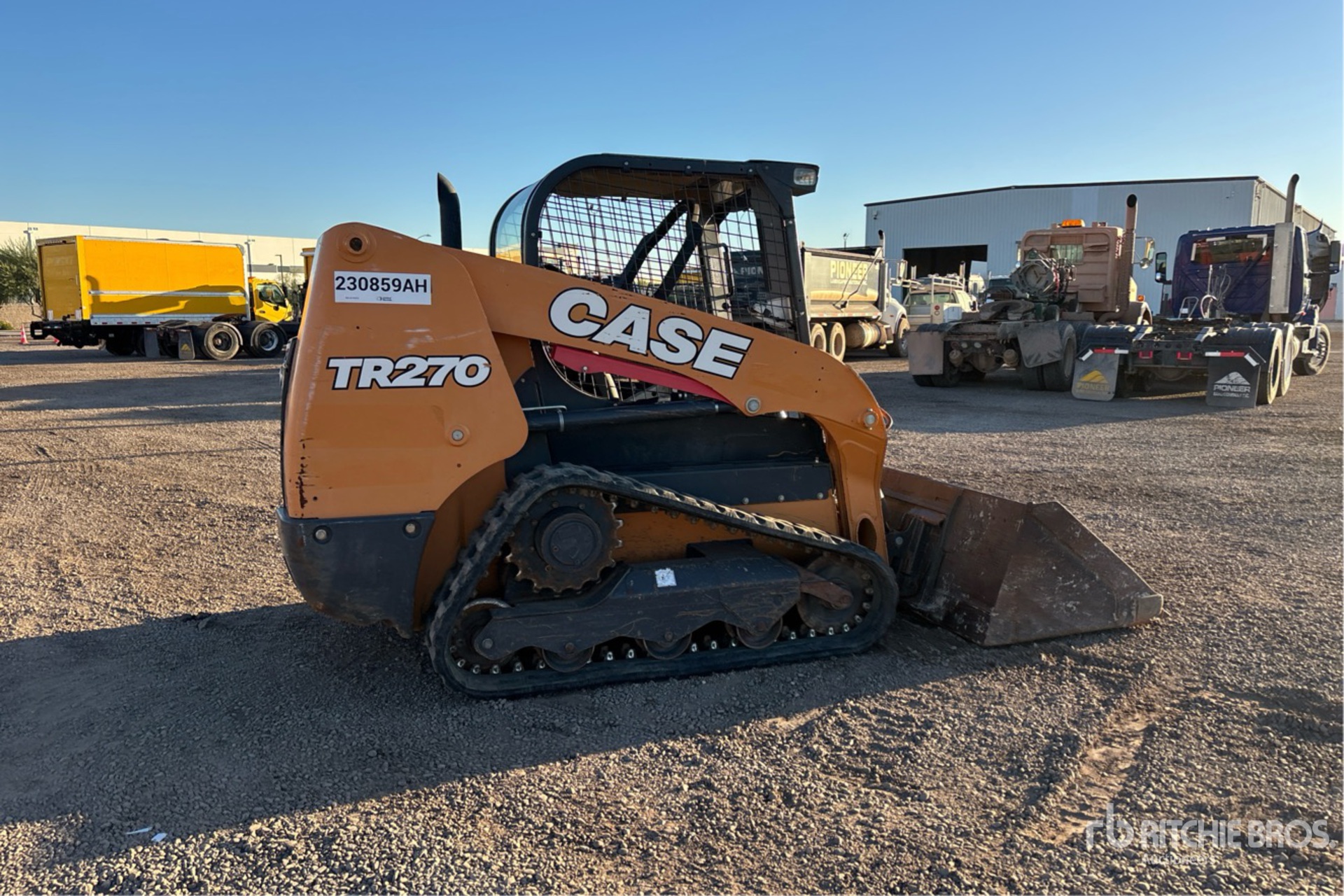 General Appearance with Imagen: esquina trasera derecha