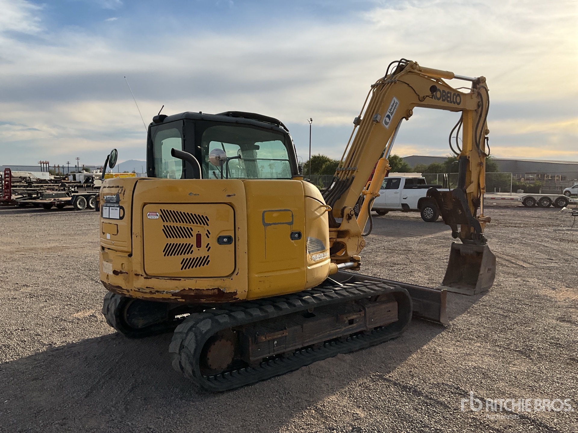 General Appearance with Imagen: esquina trasera derecha