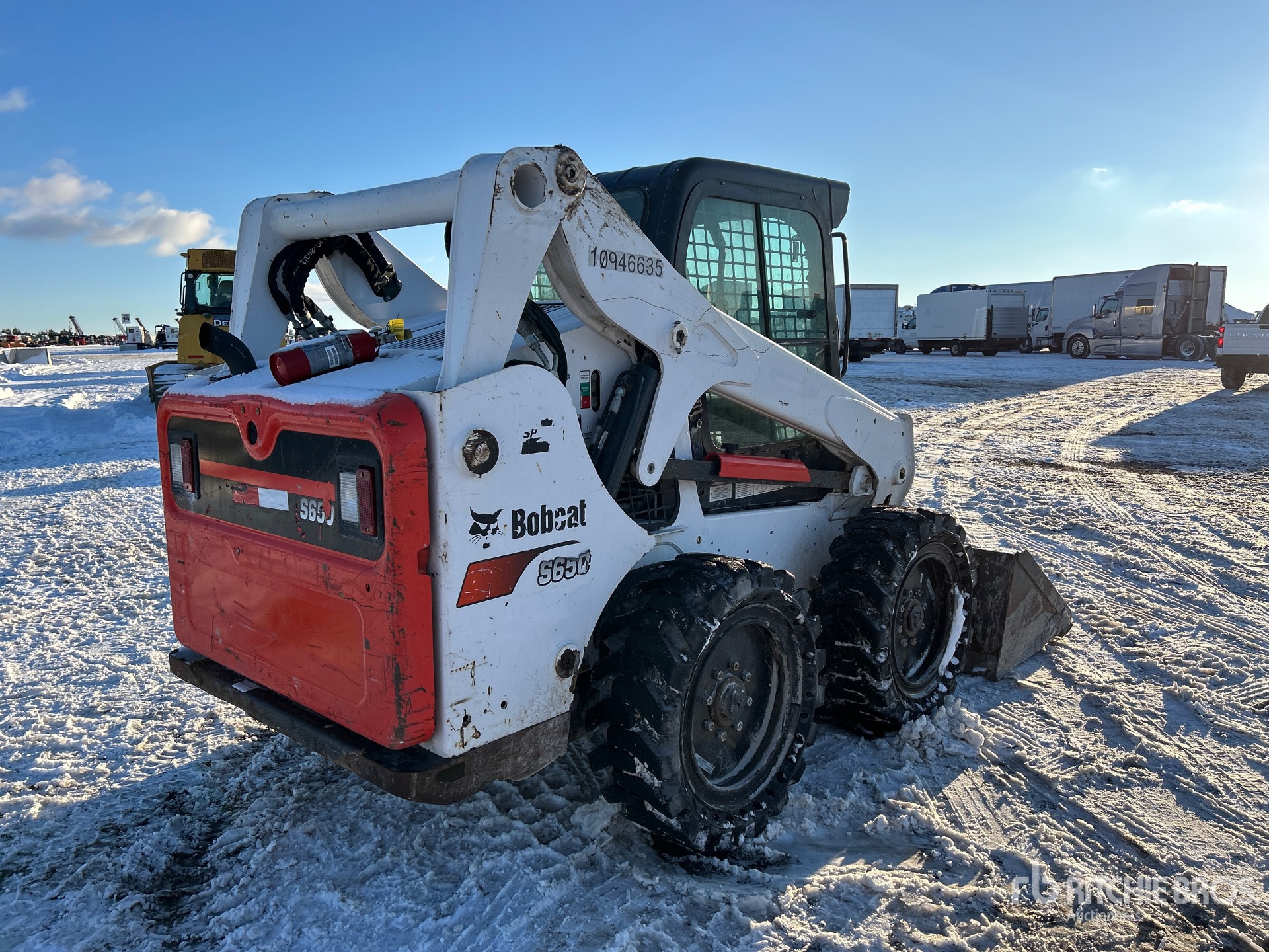 General Appearance with Imagen: esquina trasera derecha