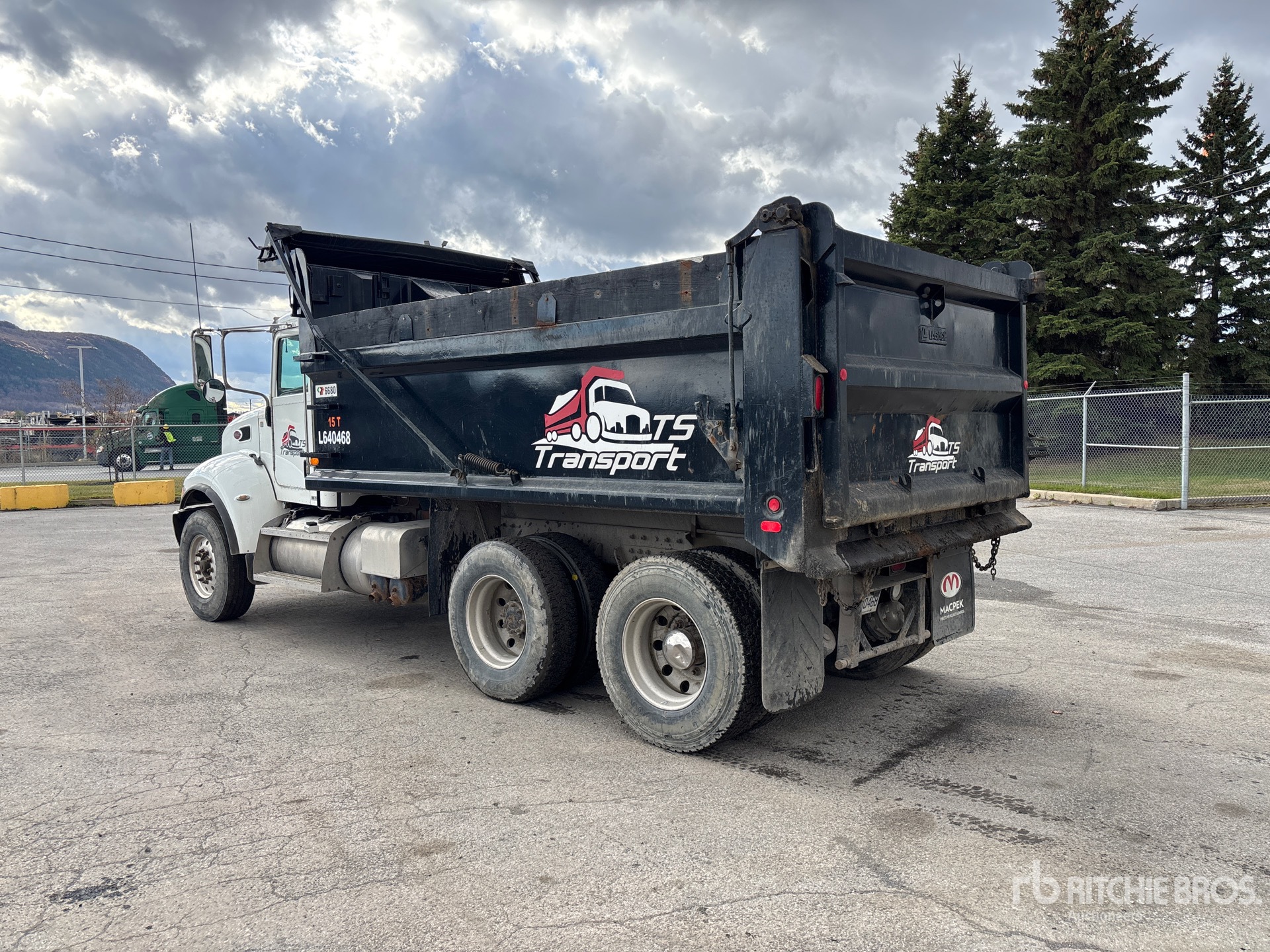 General Appearance with Zdjęcie, lewy dolny róg