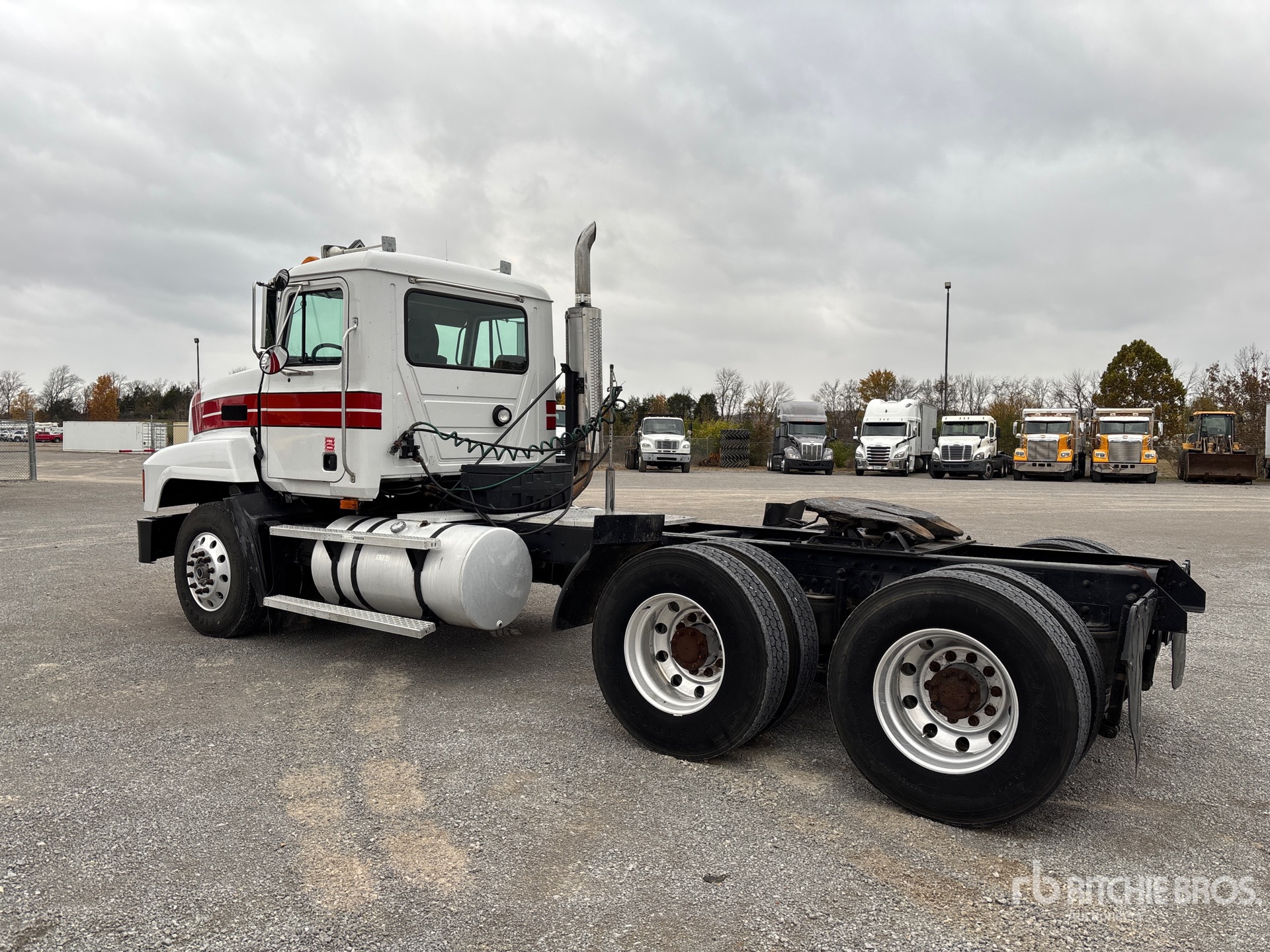 General Appearance with Imagen: esquina trasera izquierda