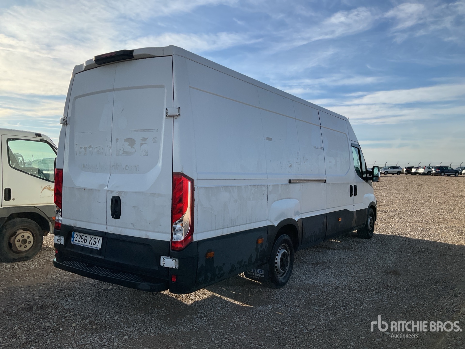 General Appearance with Bild, Ecke hinten rechts